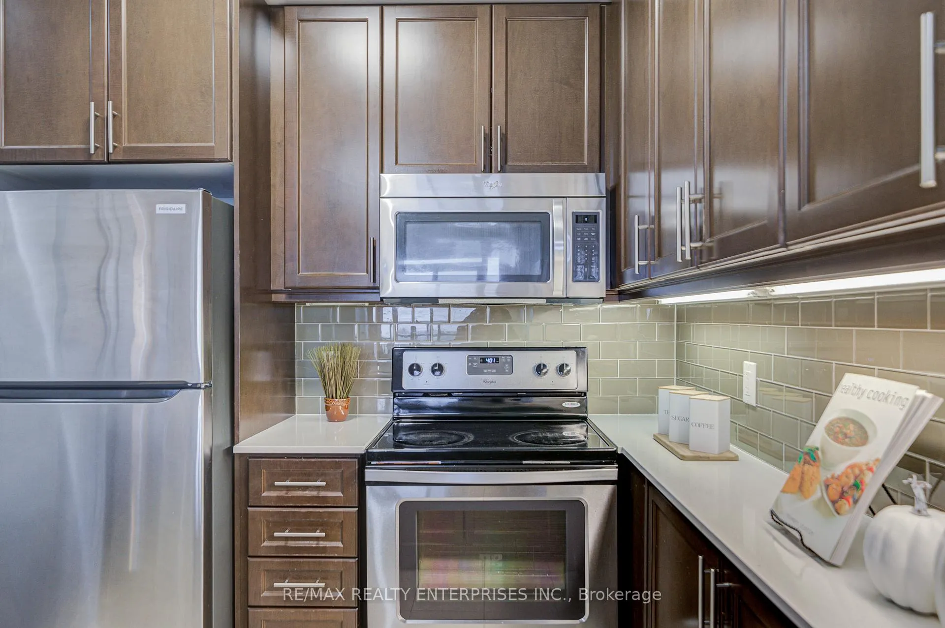 Photo 16 of Unit 607, 2480 Prince Michael Drive, Oakville, Joshua Creek — HOMEH