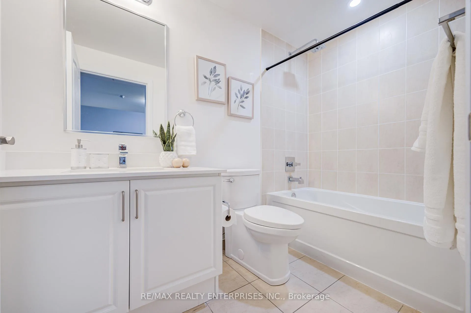 Photo 32 of Unit 607, 2480 Prince Michael Drive, Oakville, Joshua Creek — HOMEH
