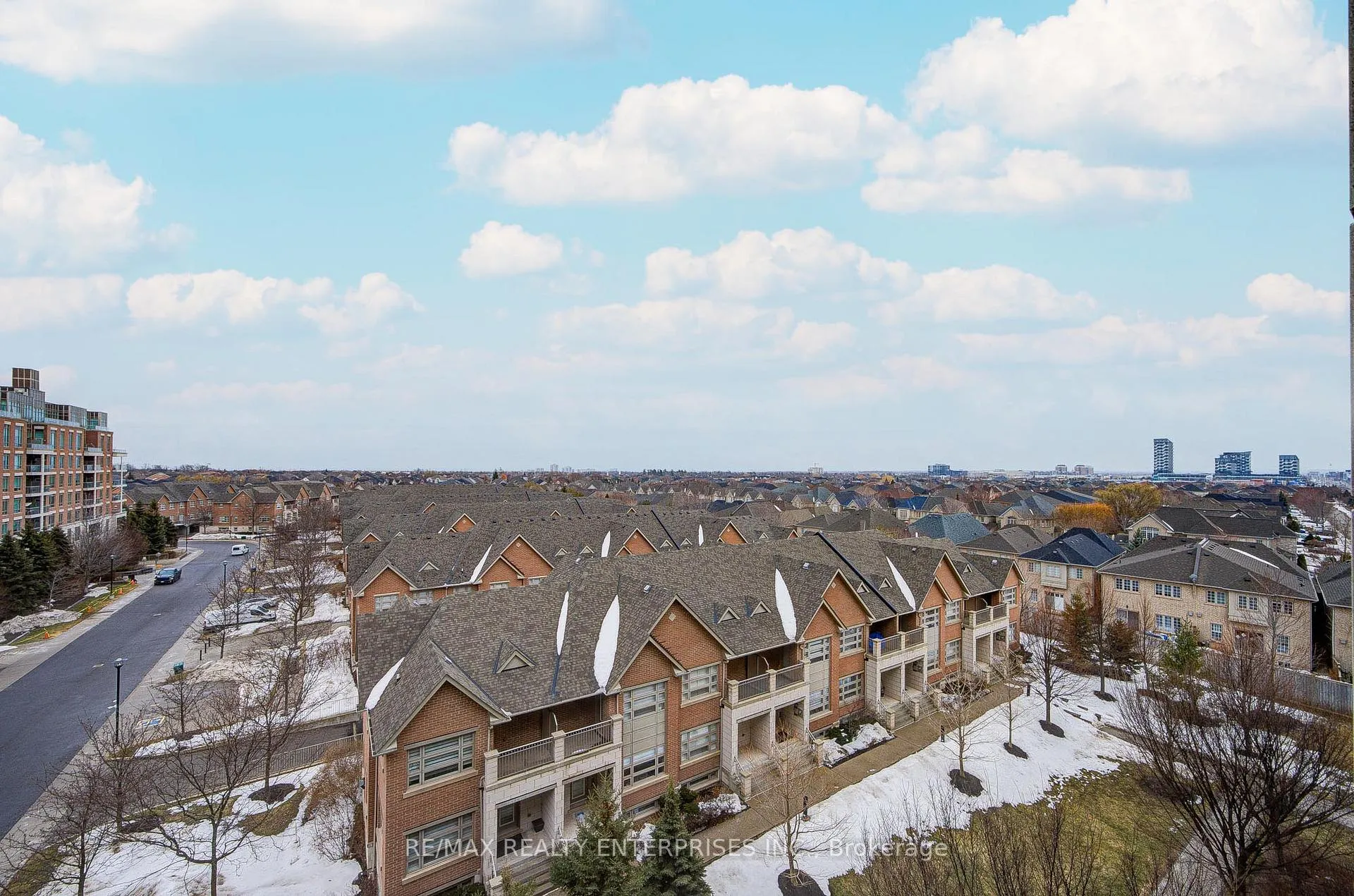Photo 37 of Unit 607, 2480 Prince Michael Drive, Oakville, Joshua Creek — HOMEH