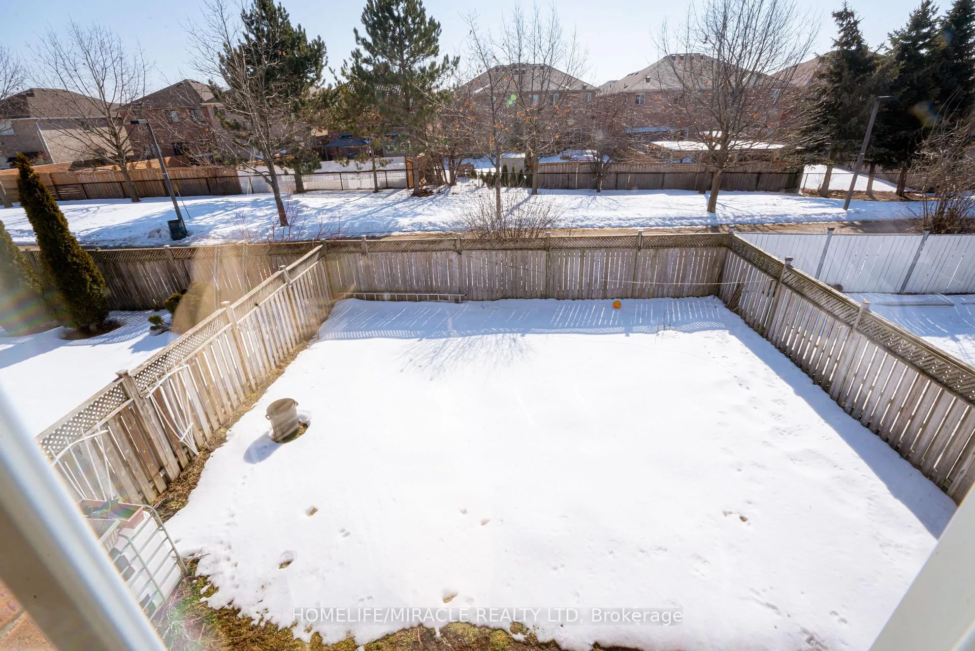 Photo 6 of 16 Dunure Crescent, Brampton, Fletcher's Meadow — HOMEH