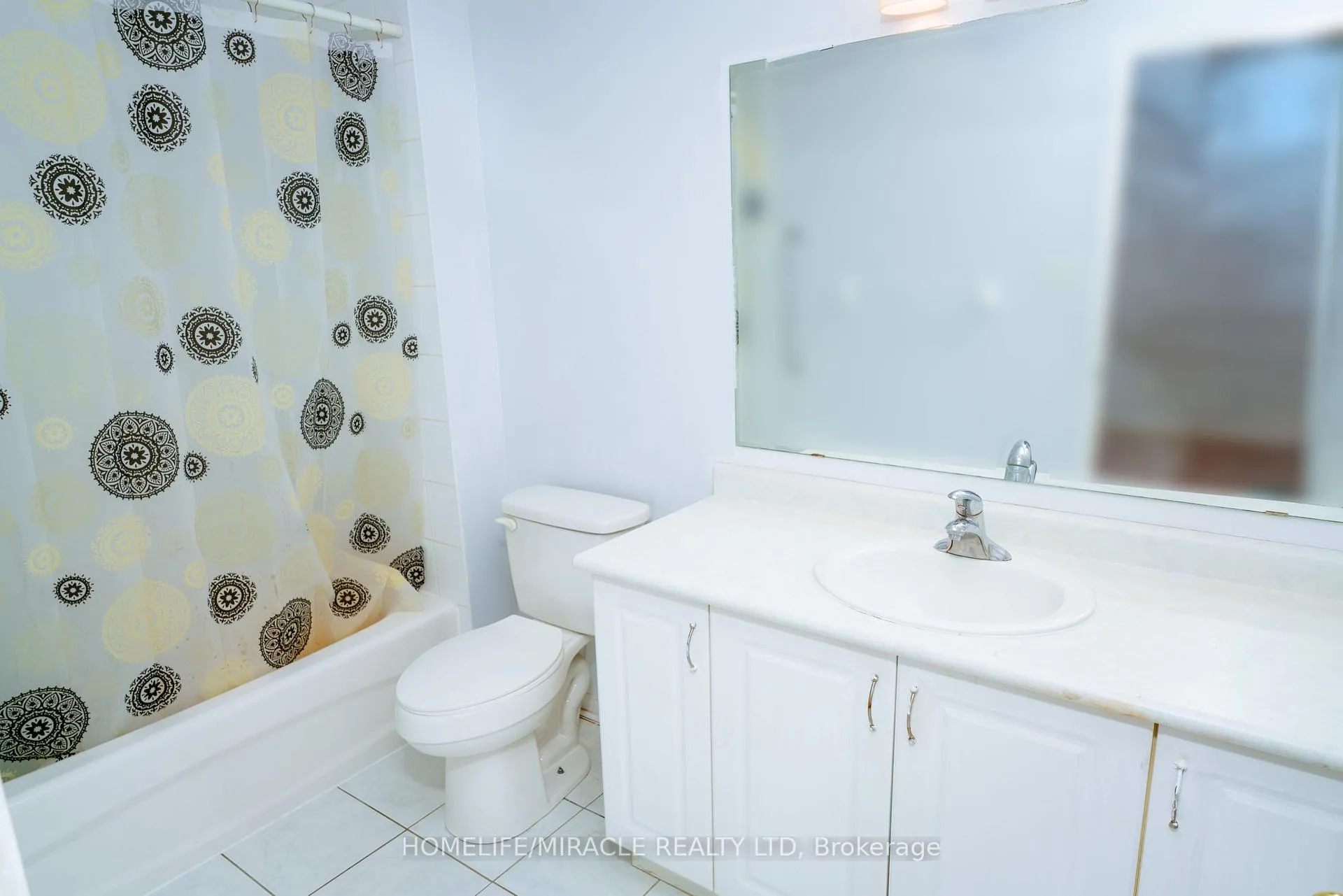 Photo 19 of 16 Dunure Crescent, Brampton, Fletcher's Meadow — HOMEH