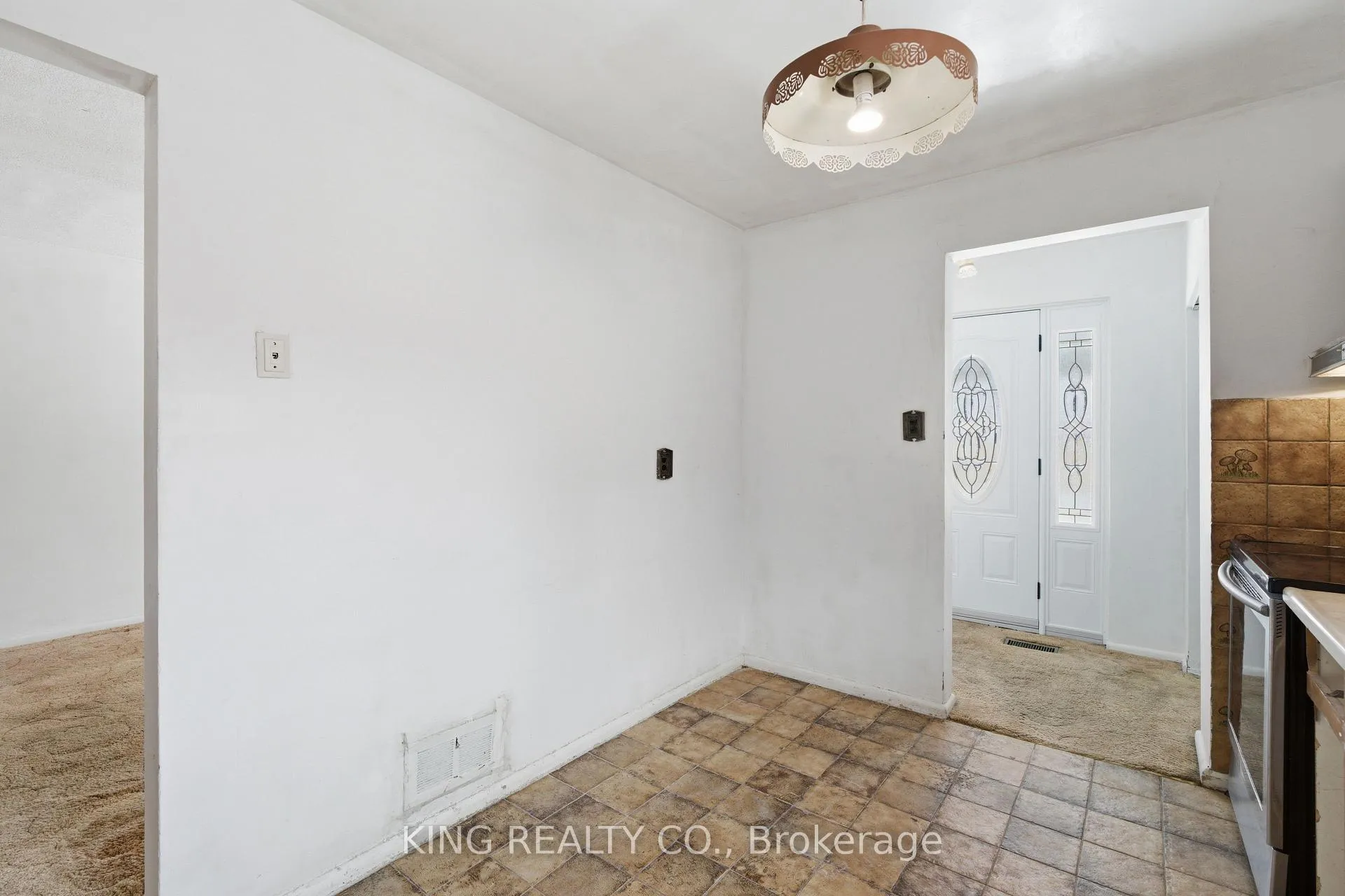 Photo 11 of 57 Lakeland Drive, Etobicoke, Thistletown-Beaumonde Heights — HOMEH