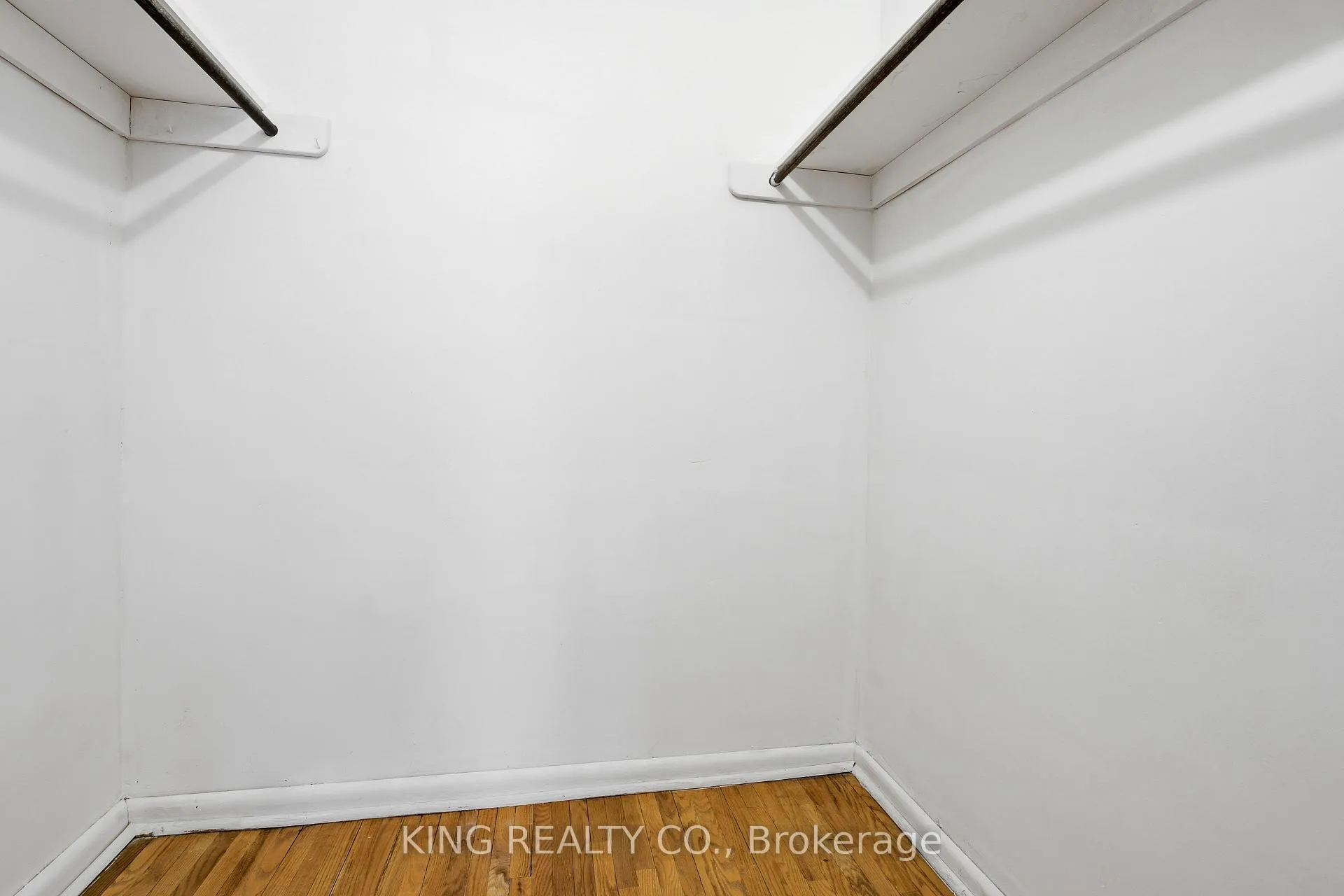 Photo 15 of 57 Lakeland Drive, Etobicoke, Thistletown-Beaumonde Heights — HOMEH