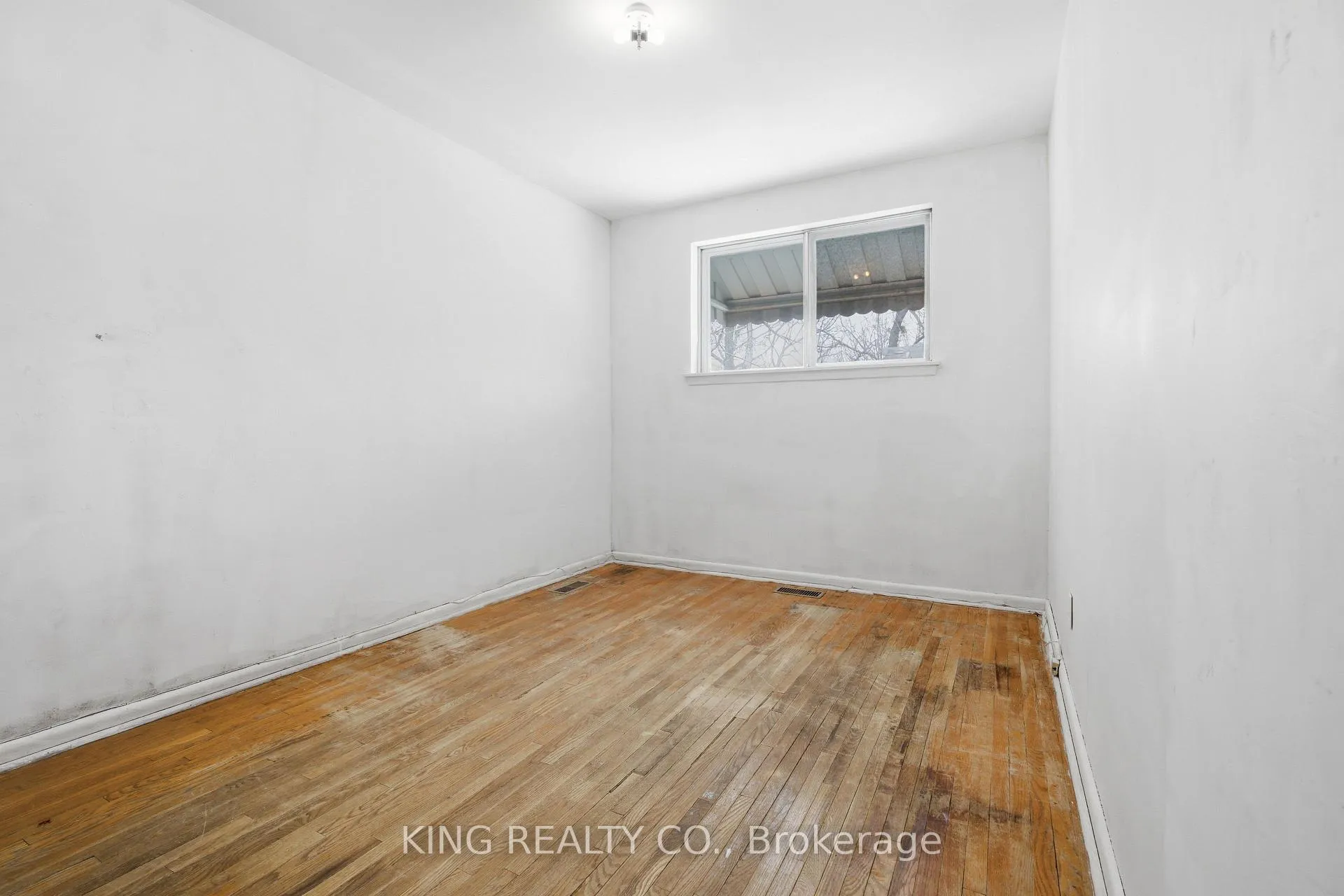 Photo 21 of 57 Lakeland Drive, Etobicoke, Thistletown-Beaumonde Heights — HOMEH