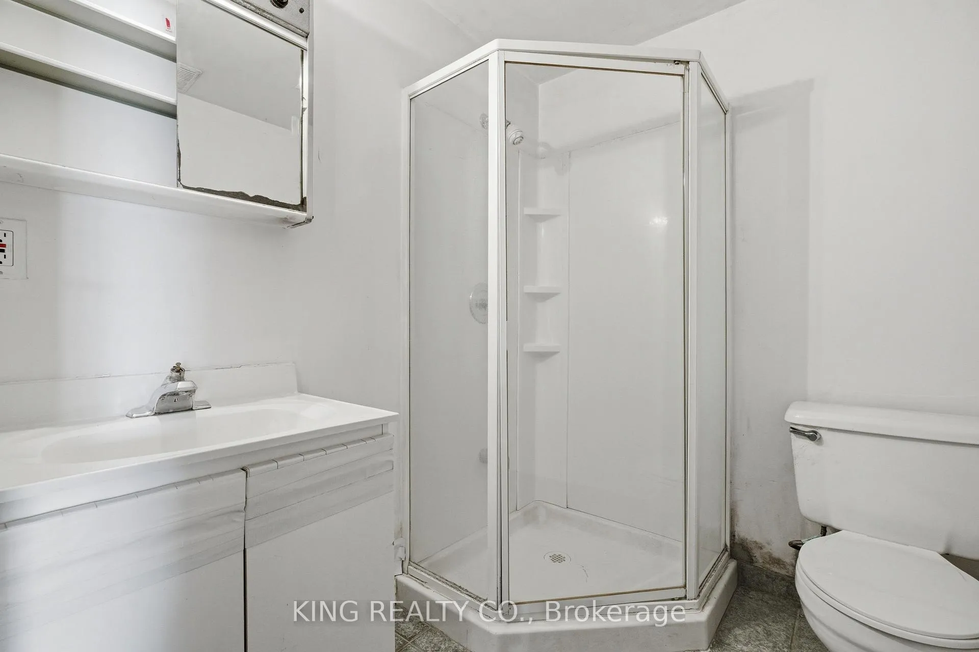 Photo 30 of 57 Lakeland Drive, Etobicoke, Thistletown-Beaumonde Heights — HOMEH