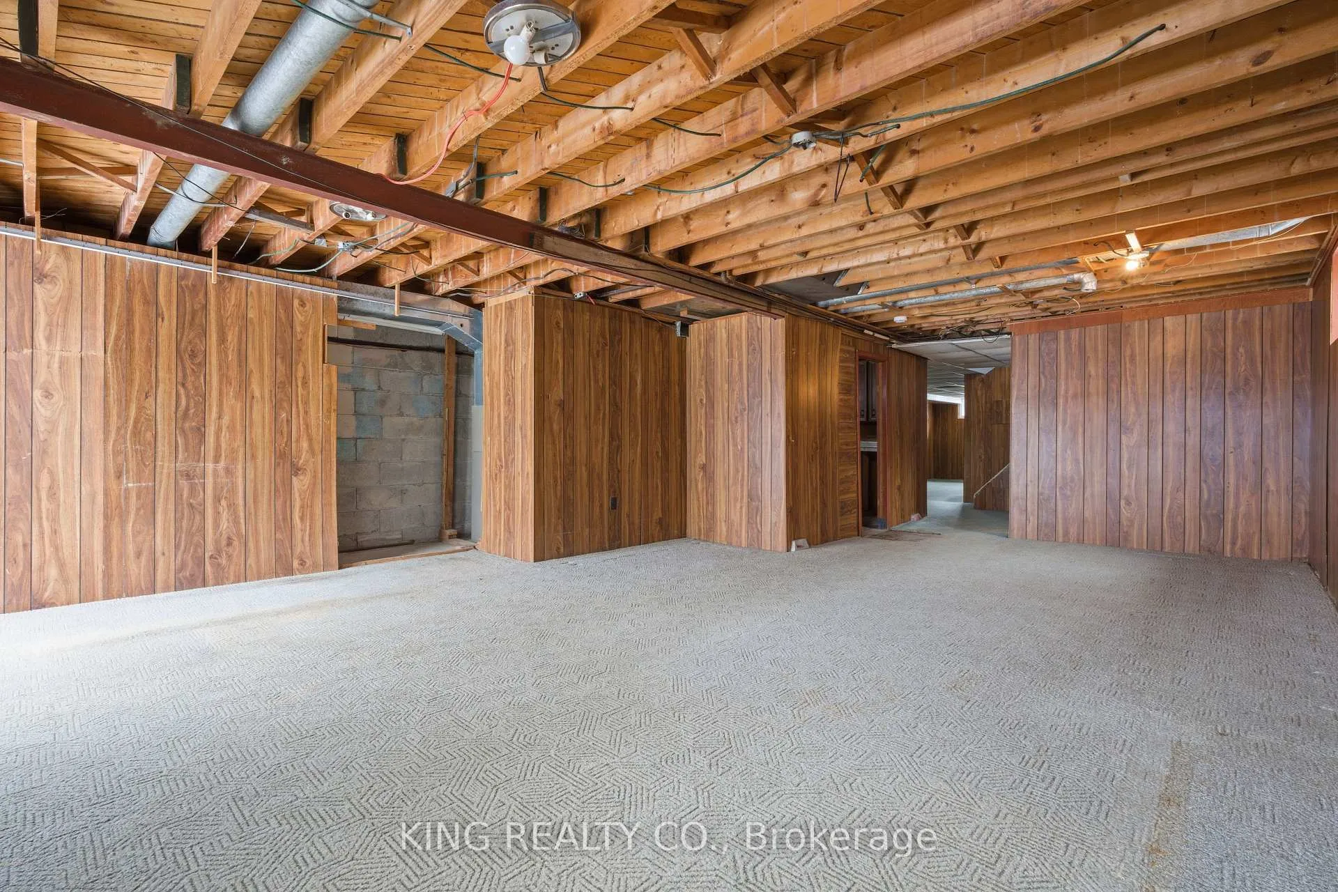 Photo 32 of 57 Lakeland Drive, Etobicoke, Thistletown-Beaumonde Heights — HOMEH