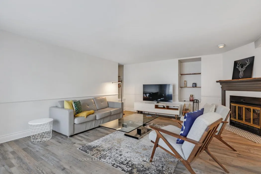 Photo 3 of Unit 3, 292 Laurier Avenue E, Ottawa, Sandy Hill — HOMEH