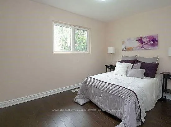 Photo 9 of 14 Dorward Drive, Etobicoke, Mount Olive-Silverstone-Jamestown — HOMEH