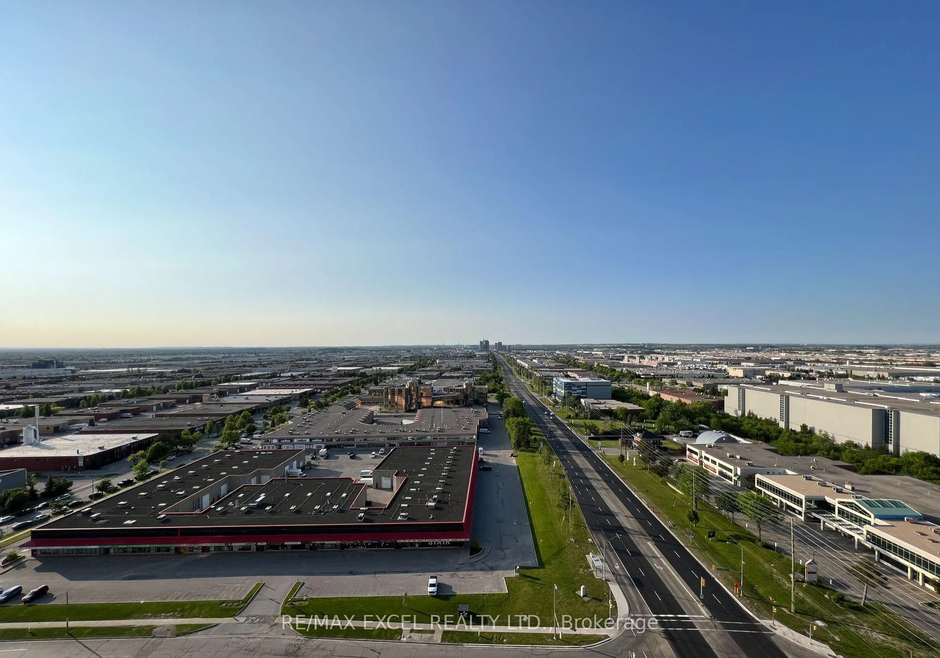 Photo 9 of Unit 2007, 7890 Jane Street, Vaughan, Vaughan Corporate Centre — HOMEH
