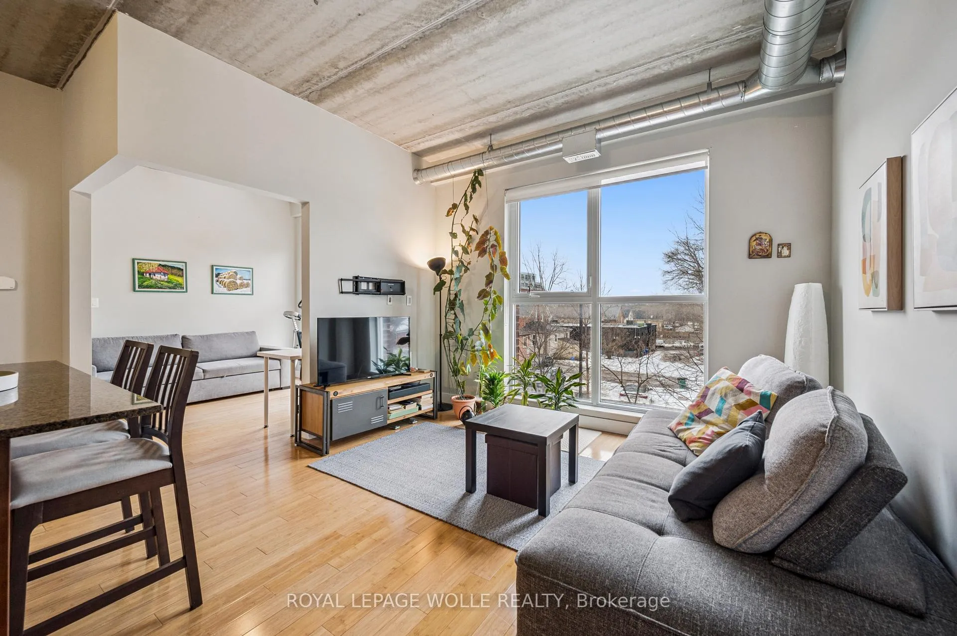 Photo 9 of Unit 203, 36 Regina Street N, Waterloo — HOMEH