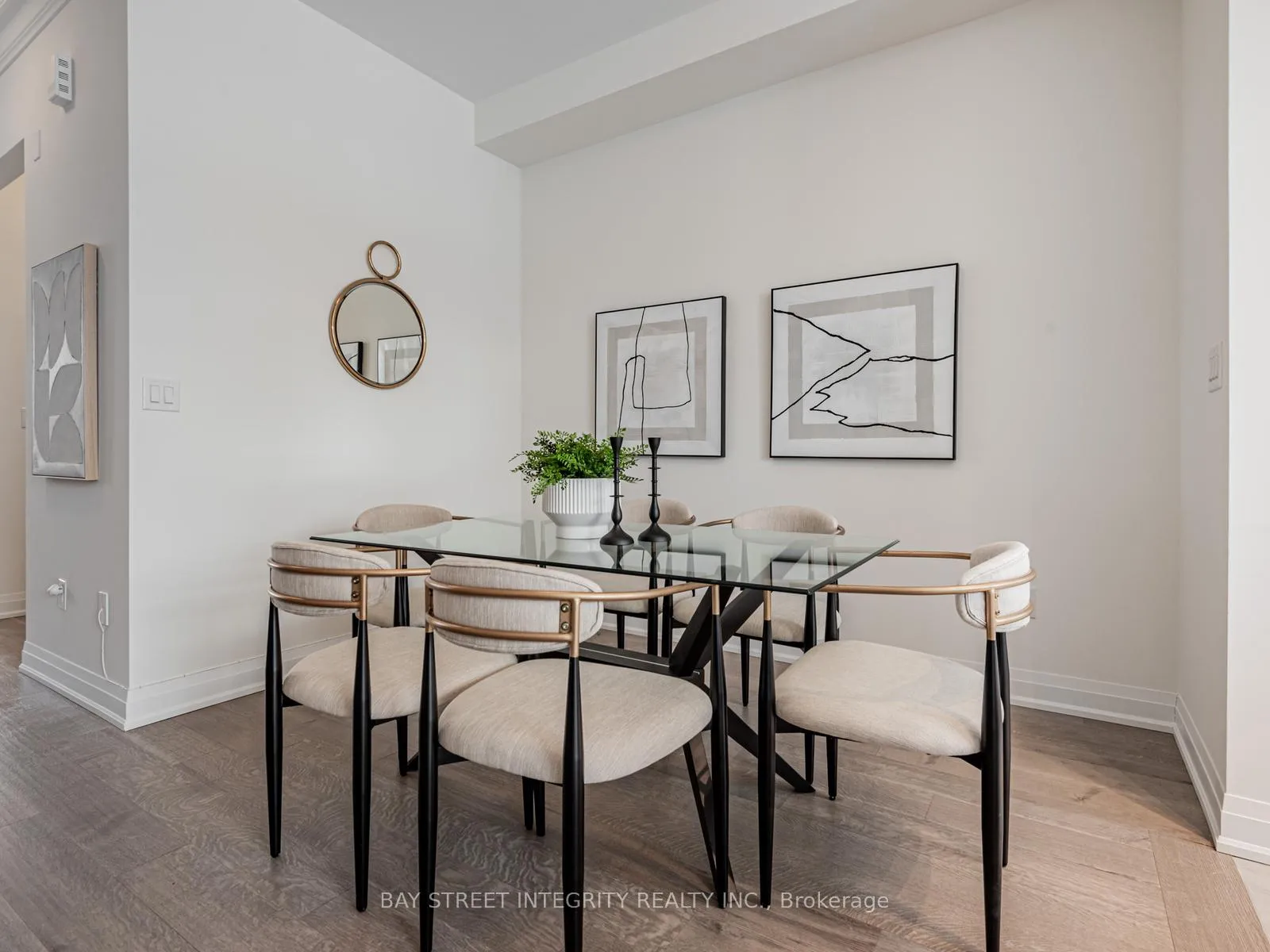 Photo 8 of 4275 Major Mackenzie Drive E, Markham, Angus Glen — HOMEH