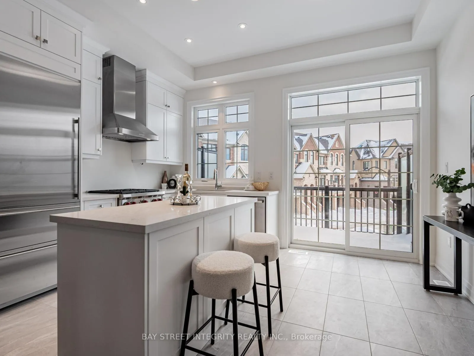 Photo 10 of 4275 Major Mackenzie Drive E, Markham, Angus Glen — HOMEH