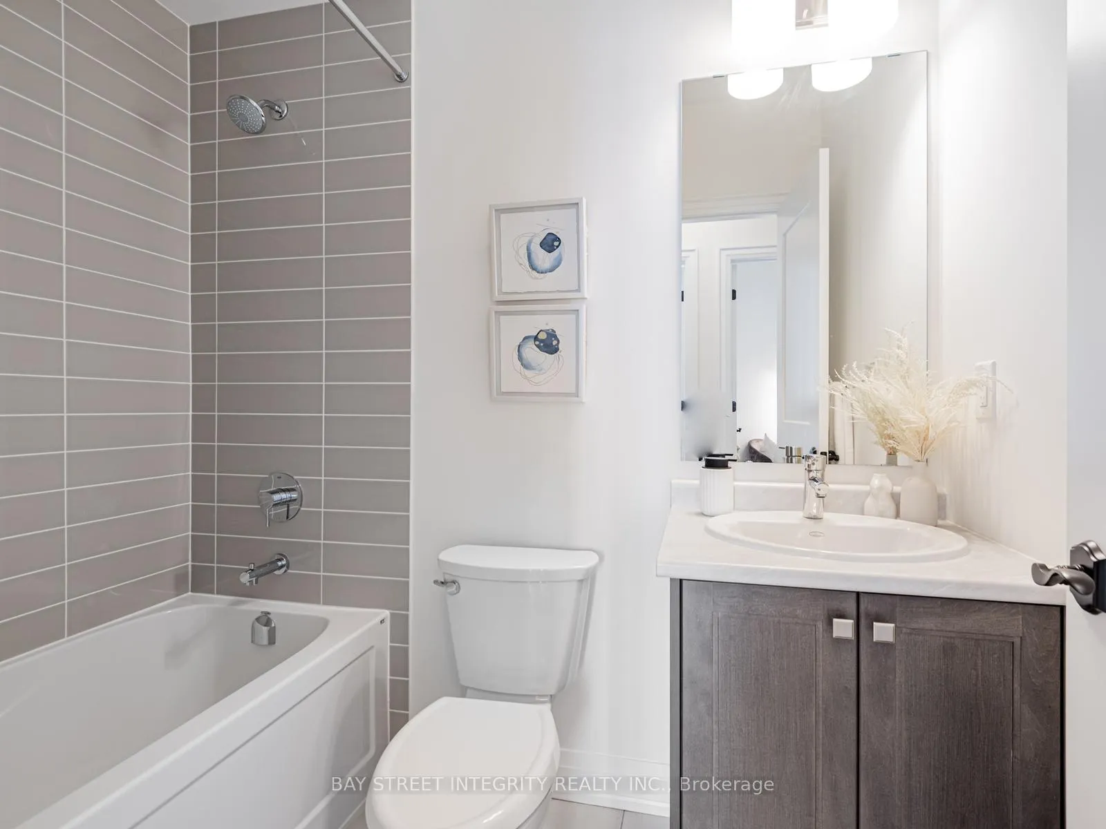 Photo 29 of 4275 Major Mackenzie Drive E, Markham, Angus Glen — HOMEH