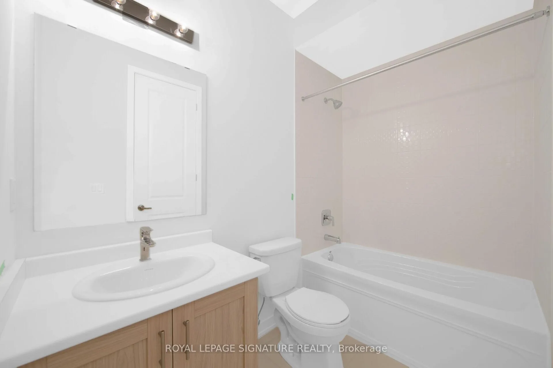Photo 14 of Unit 23, 400 Finch Avenue, Pickering, Rouge Park — HOMEH