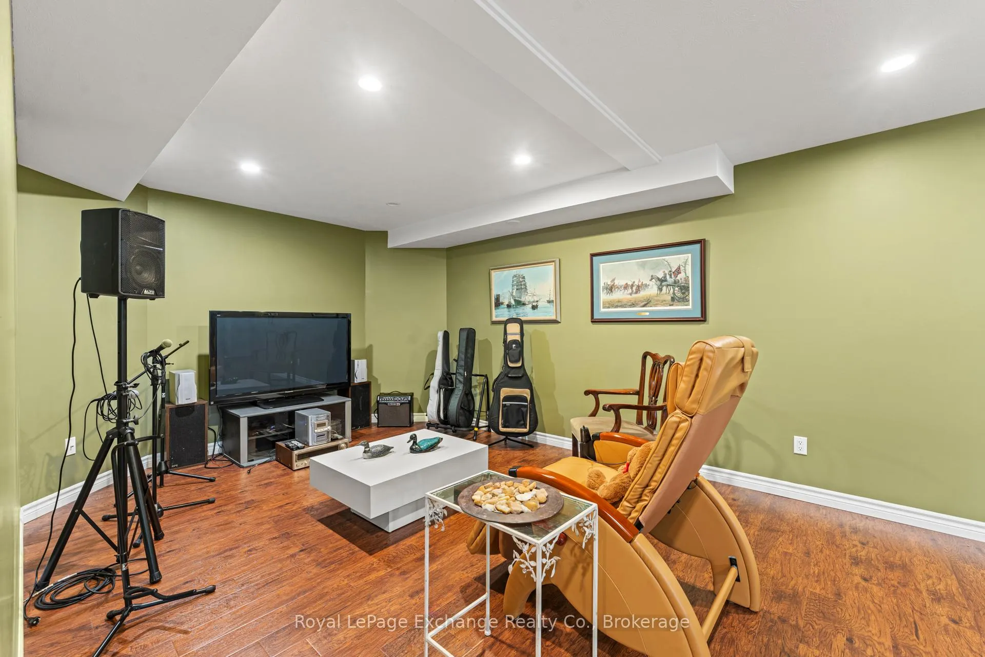 Photo 35 of 1144 Shevchenko Boulevard, Kincardine — HOMEH