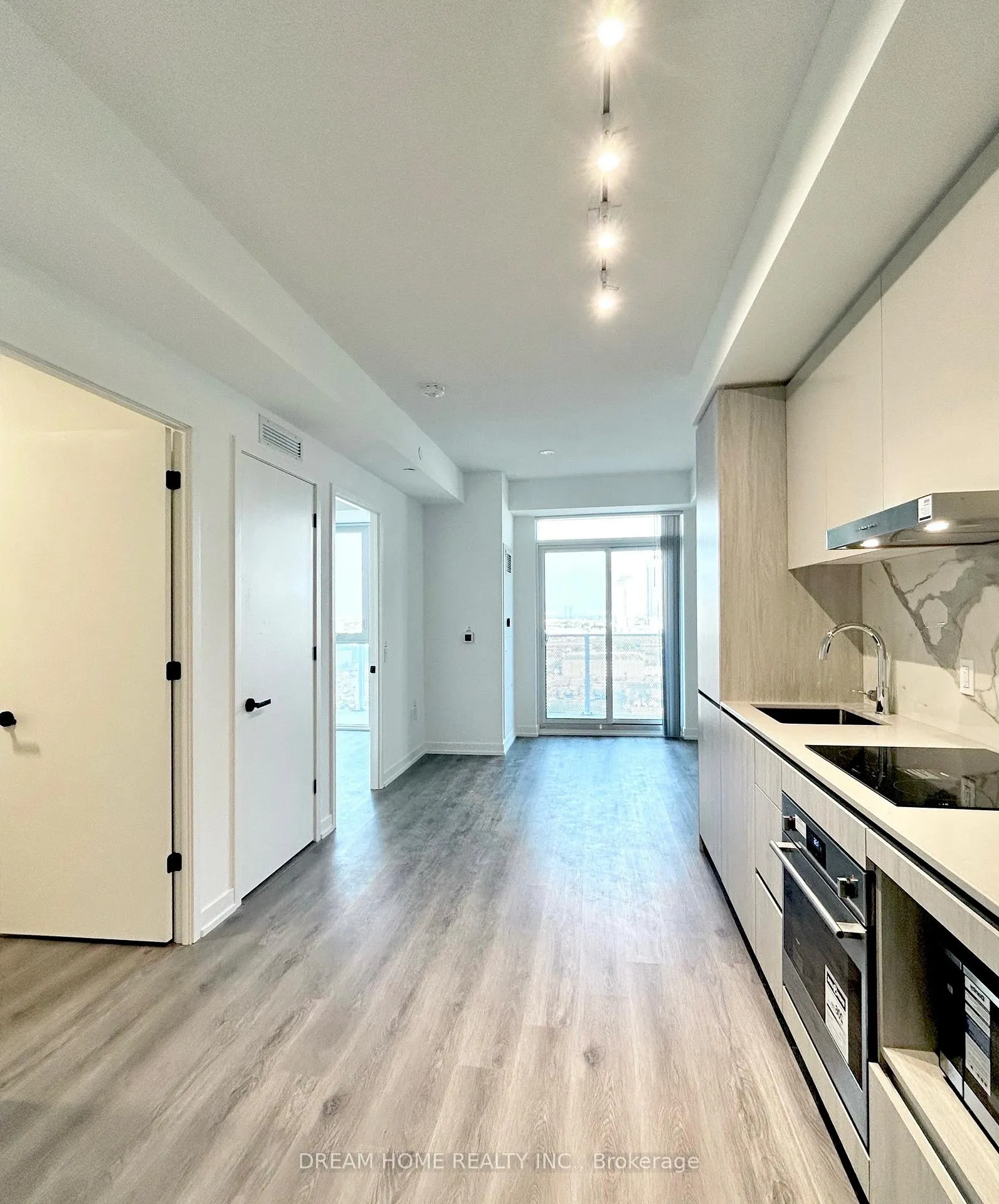 Photo 4 of Unit 2607, 195 Commerce Street, Vaughan, Vaughan Corporate Centre — HOMEH