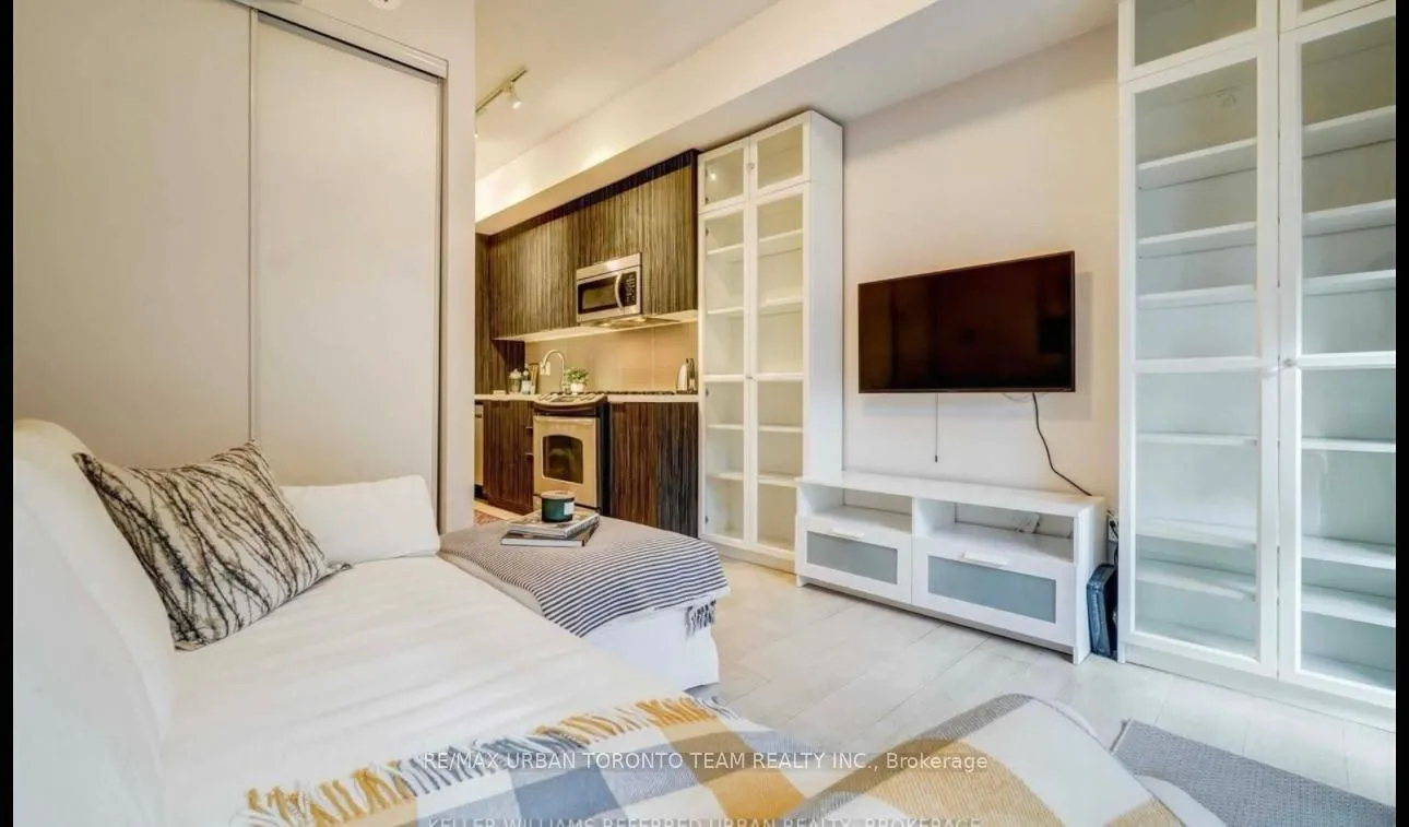 Photo 6 of Unit 46, 140 Broadview Avenue, Toronto, South Riverdale — HOMEH