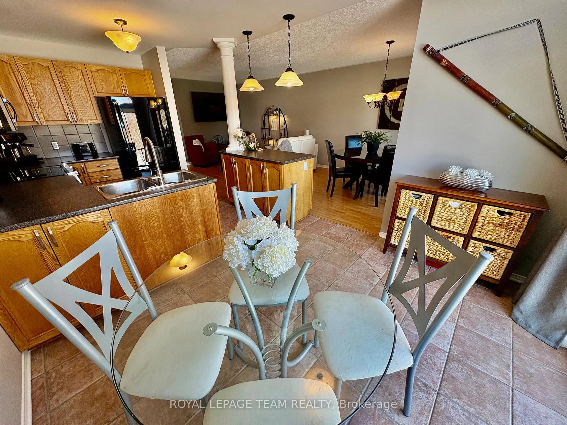 Photo 19 of 6302 Sablewood Place, Ottawa, Chapel Hill — HOMEH