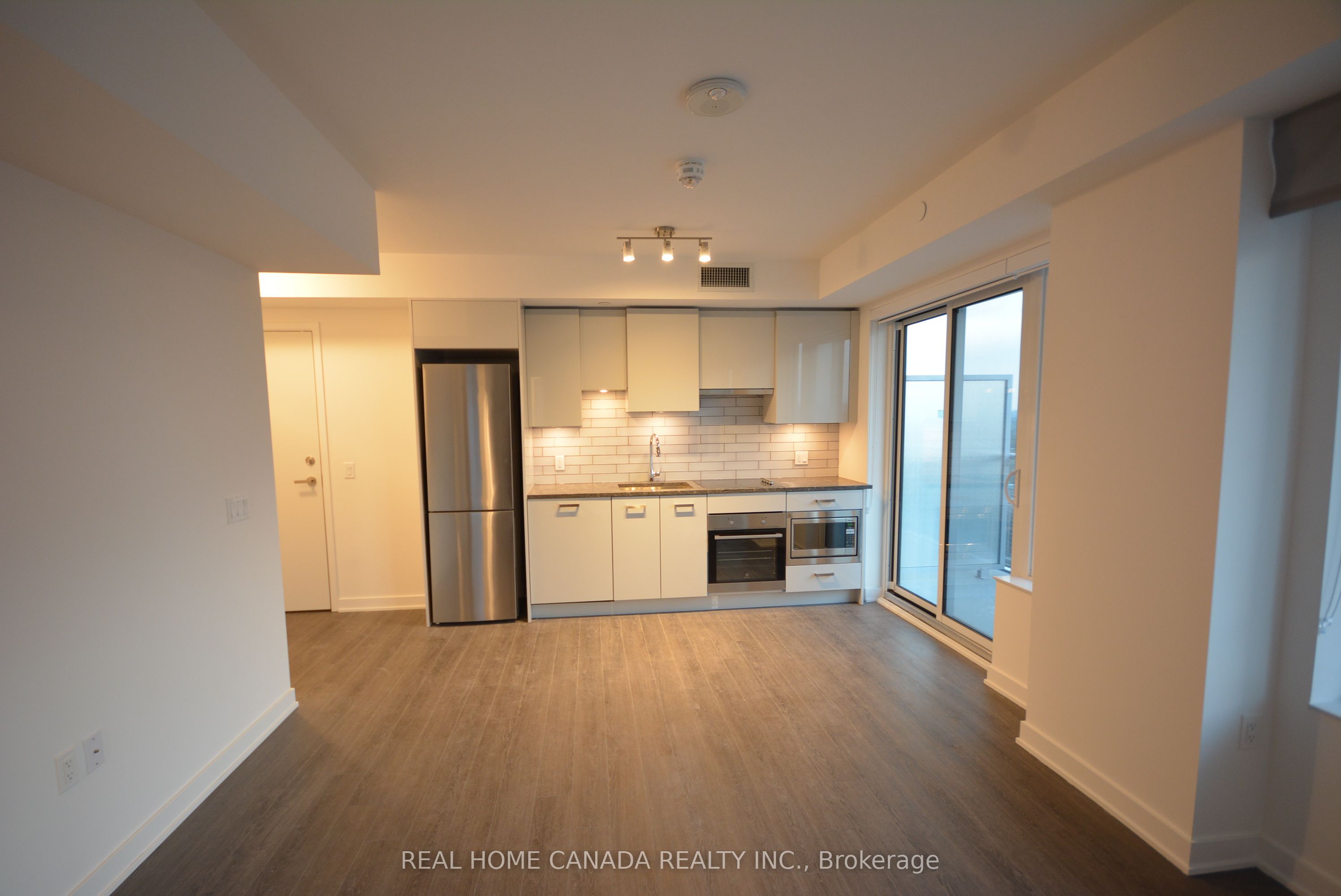 Photo 1 of Unit 2704, 195 Redpath Avenue, Toronto, Mount Pleasant West — HOMEH