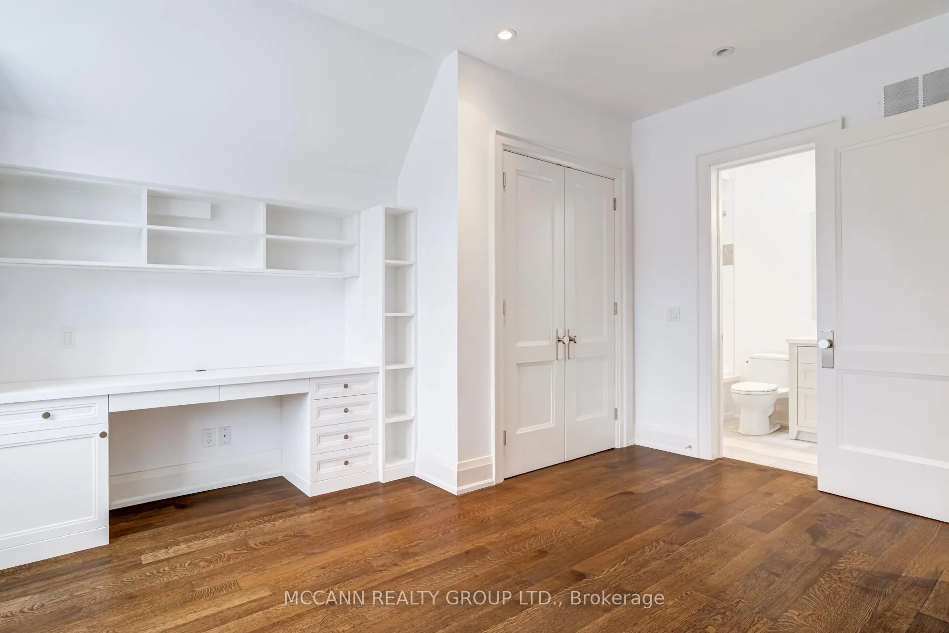 Photo 35 of 172 Hanna Road, Toronto, Leaside — HOMEH
