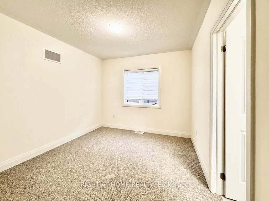 Photo 13 of 21 Calypso Avenue, Springwater, Midhurst — HOMEH