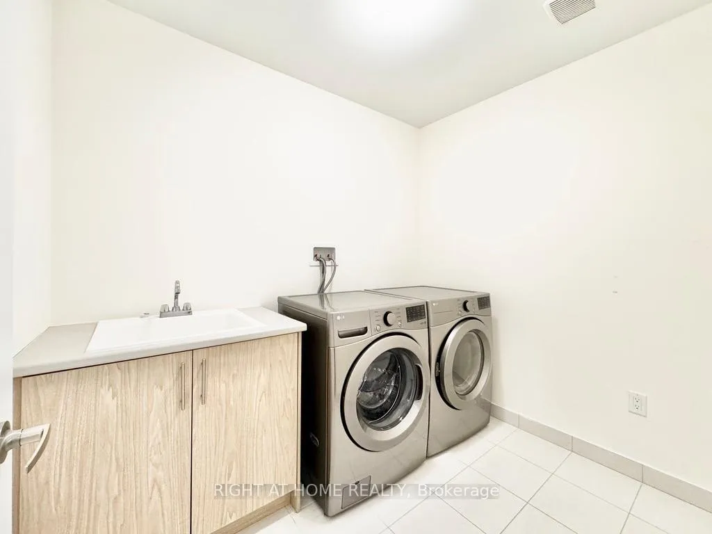 Photo 19 of 21 Calypso Avenue, Springwater, Midhurst — HOMEH