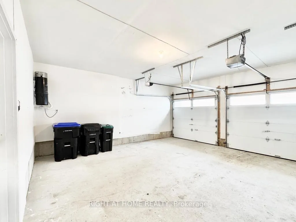 Photo 20 of 21 Calypso Avenue, Springwater, Midhurst — HOMEH