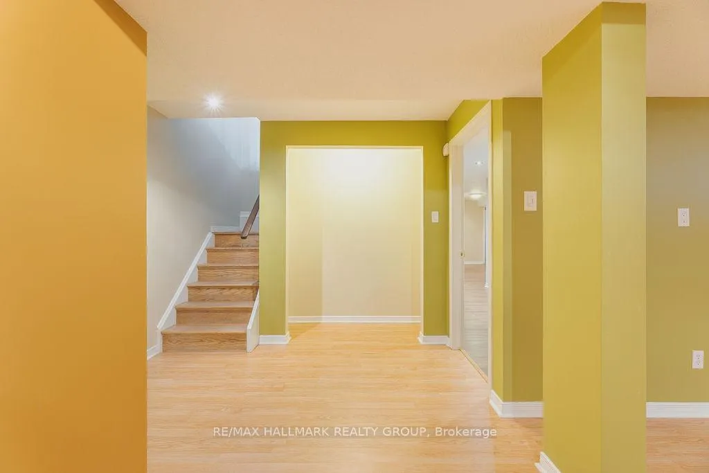 Photo 24 of 104 Bartlett Private, Ottawa, Hunt Club/Western Community — HOMEH