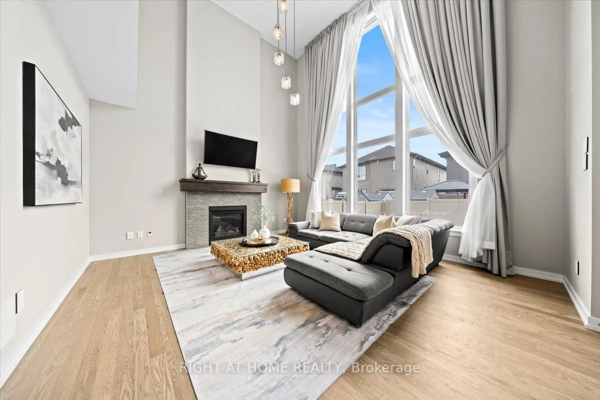 Photo 9 of 319 Oxer Place, Ottawa, Kanata - Emerald Meadows/Trailwest — HOMEH