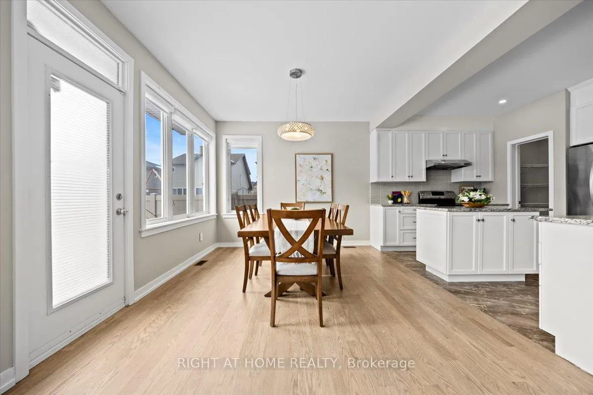 Photo 12 of 319 Oxer Place, Ottawa, Kanata - Emerald Meadows/Trailwest — HOMEH