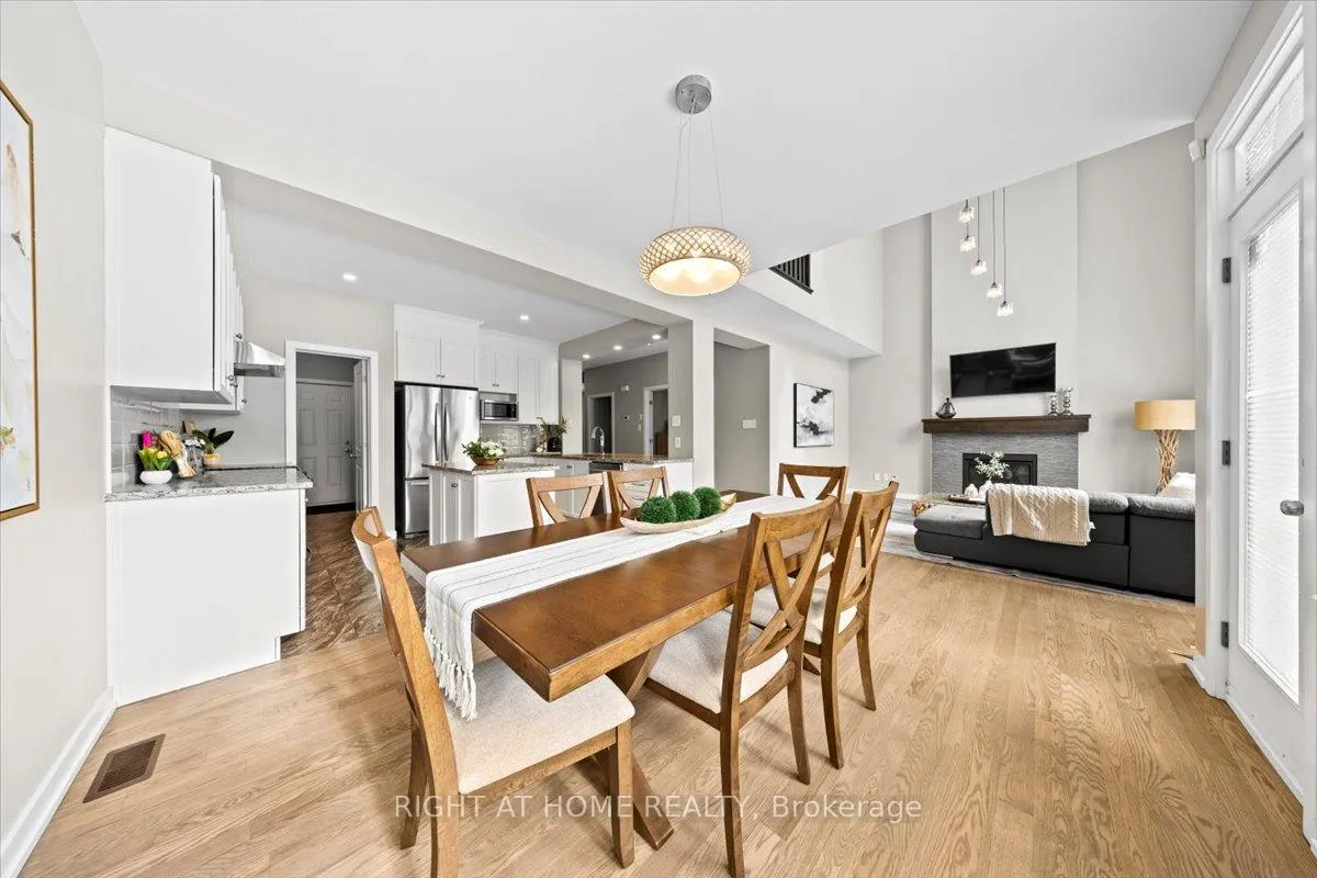 Photo 14 of 319 Oxer Place, Ottawa, Kanata - Emerald Meadows/Trailwest — HOMEH