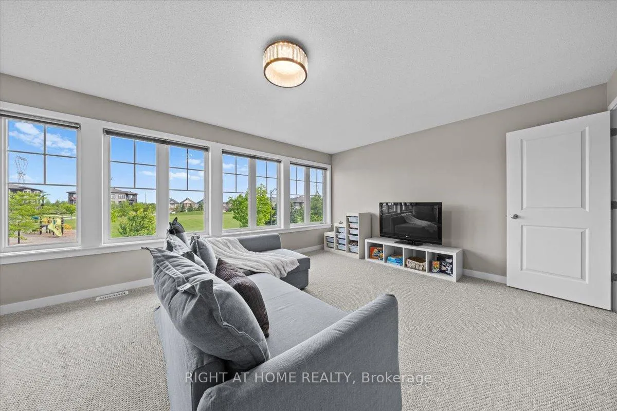 Photo 21 of 319 Oxer Place, Ottawa, Kanata - Emerald Meadows/Trailwest — HOMEH