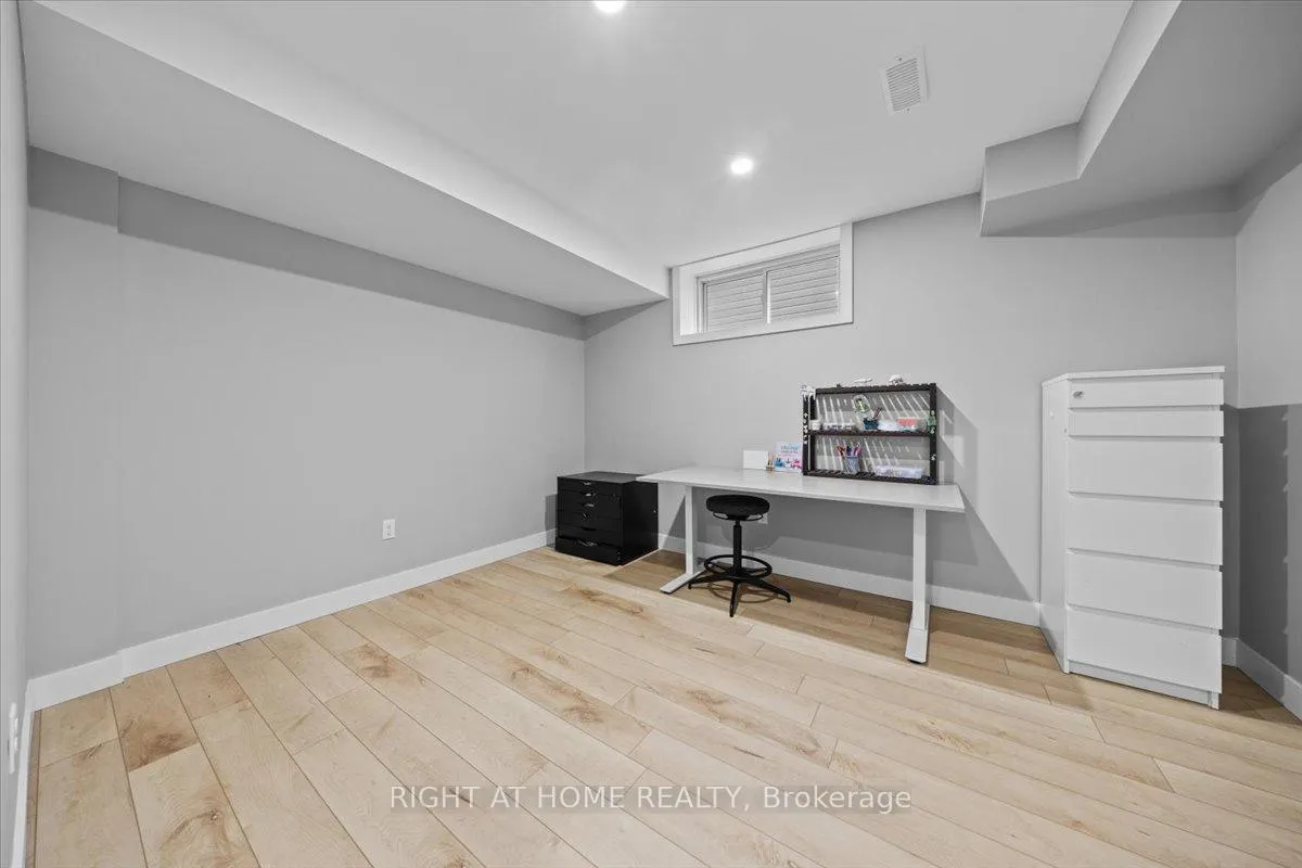Photo 34 of 319 Oxer Place, Ottawa, Kanata - Emerald Meadows/Trailwest — HOMEH