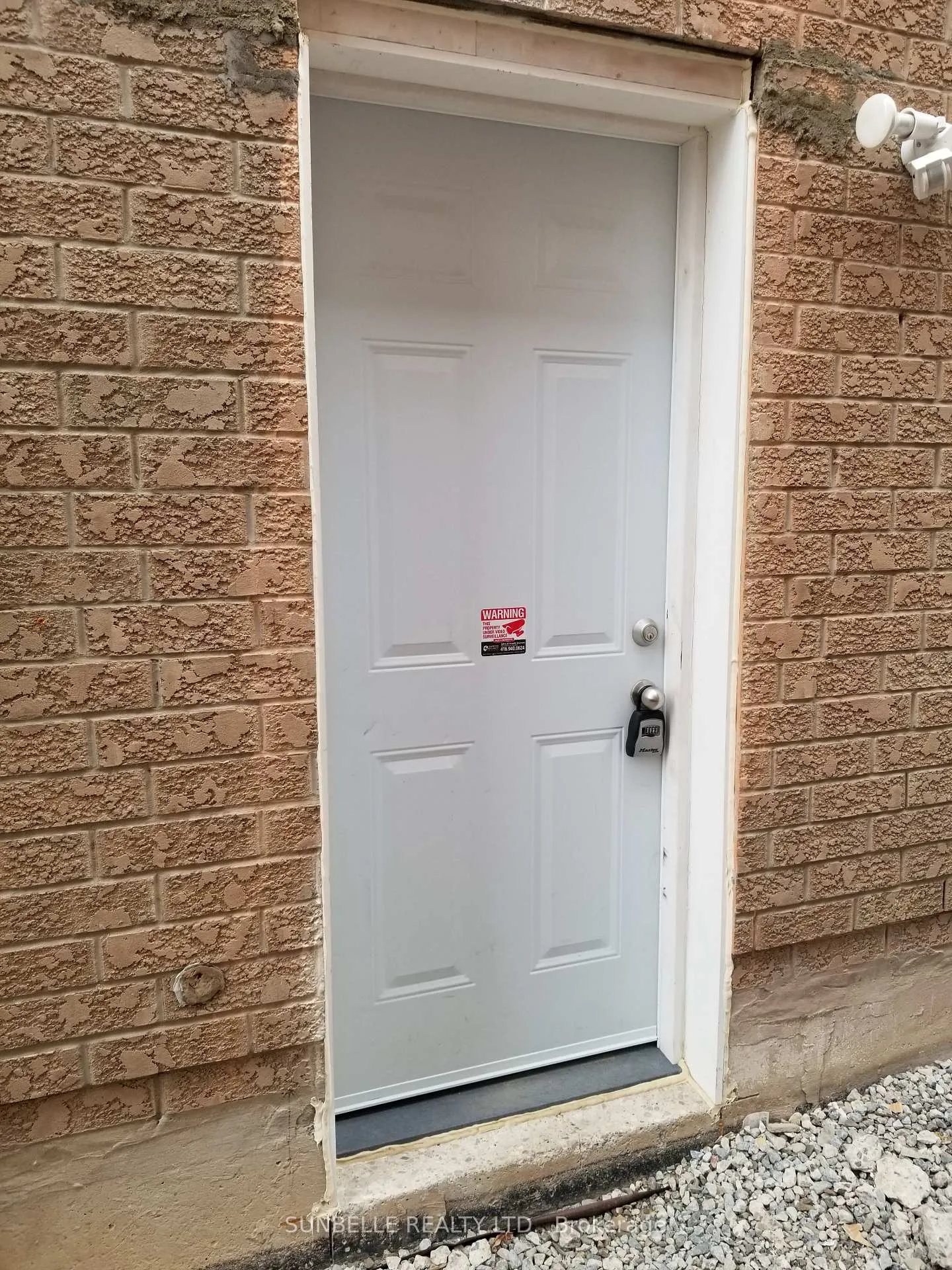 Photo 2 of Unit Basement, 26 Senwood Street, Brampton, Fletcher's Meadow — HOMEH