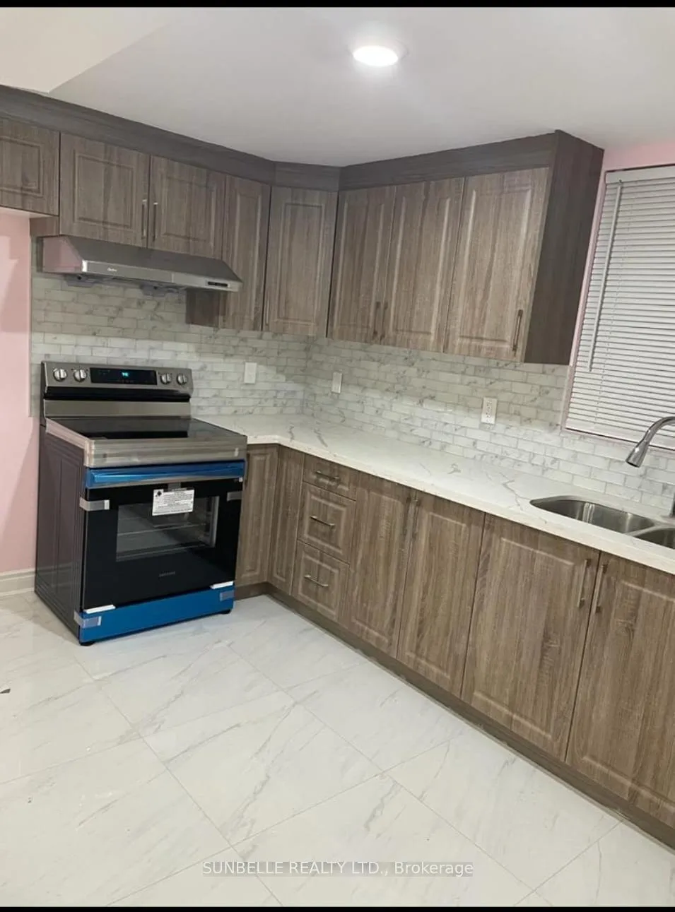 Photo 3 of Unit Basement, 26 Senwood Street, Brampton, Fletcher's Meadow — HOMEH