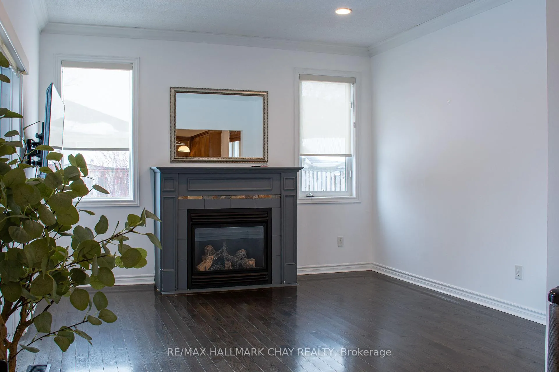 Photo 6 of 107 Tunbridge Road, Barrie, Georgian Drive — HOMEH