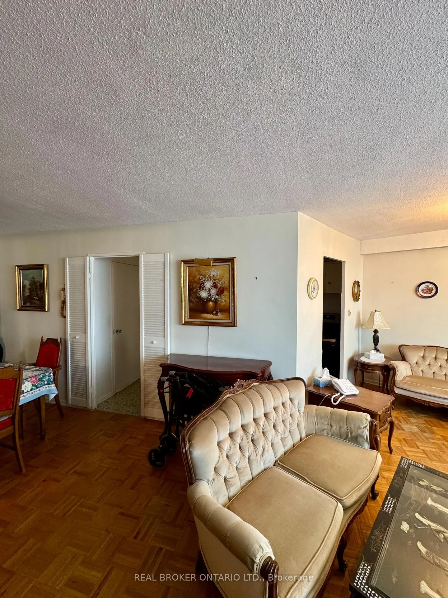 Photo 8 of Unit 512, 5 Shady Golf Way, Toronto, Flemingdon Park — HOMEH
