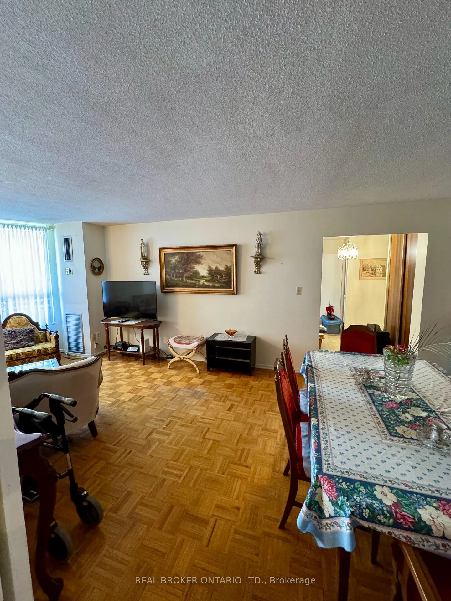 Photo 10 of Unit 512, 5 Shady Golf Way, Toronto, Flemingdon Park — HOMEH