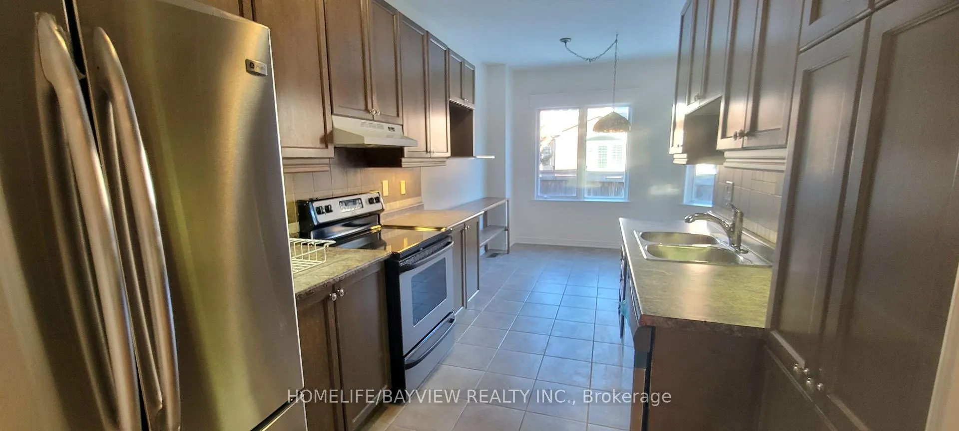 Photo 4 of 17 Mill River Drive, Vaughan, Patterson — HOMEH