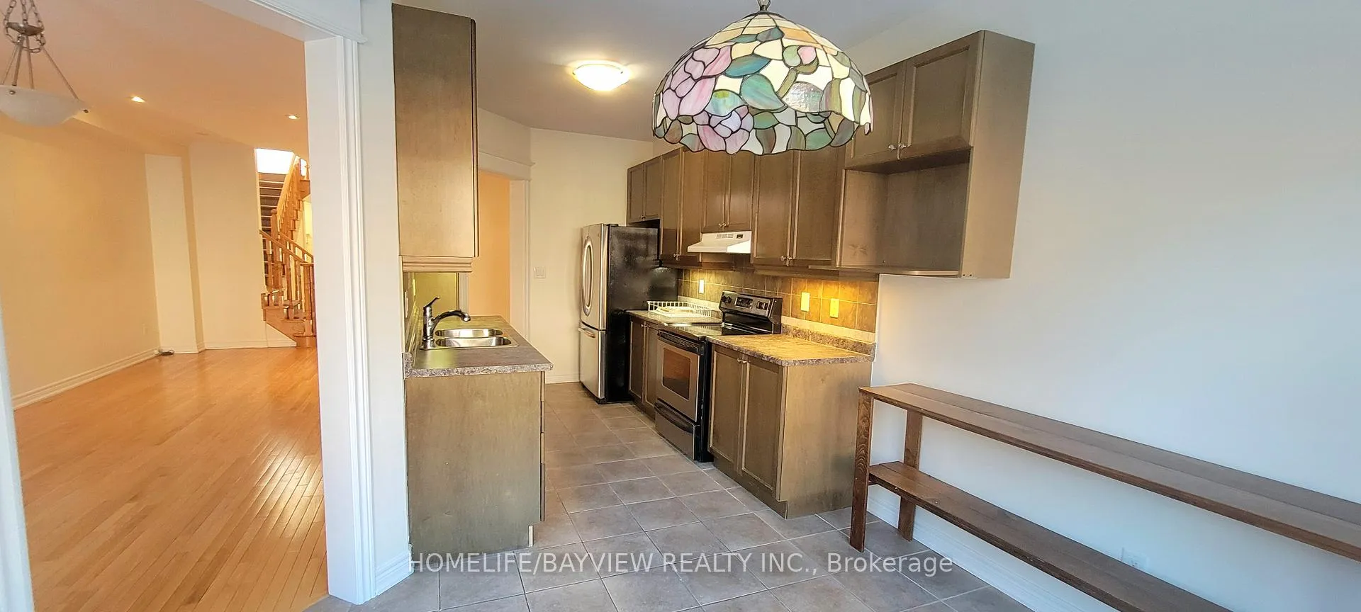 Photo 5 of 17 Mill River Drive, Vaughan, Patterson — HOMEH