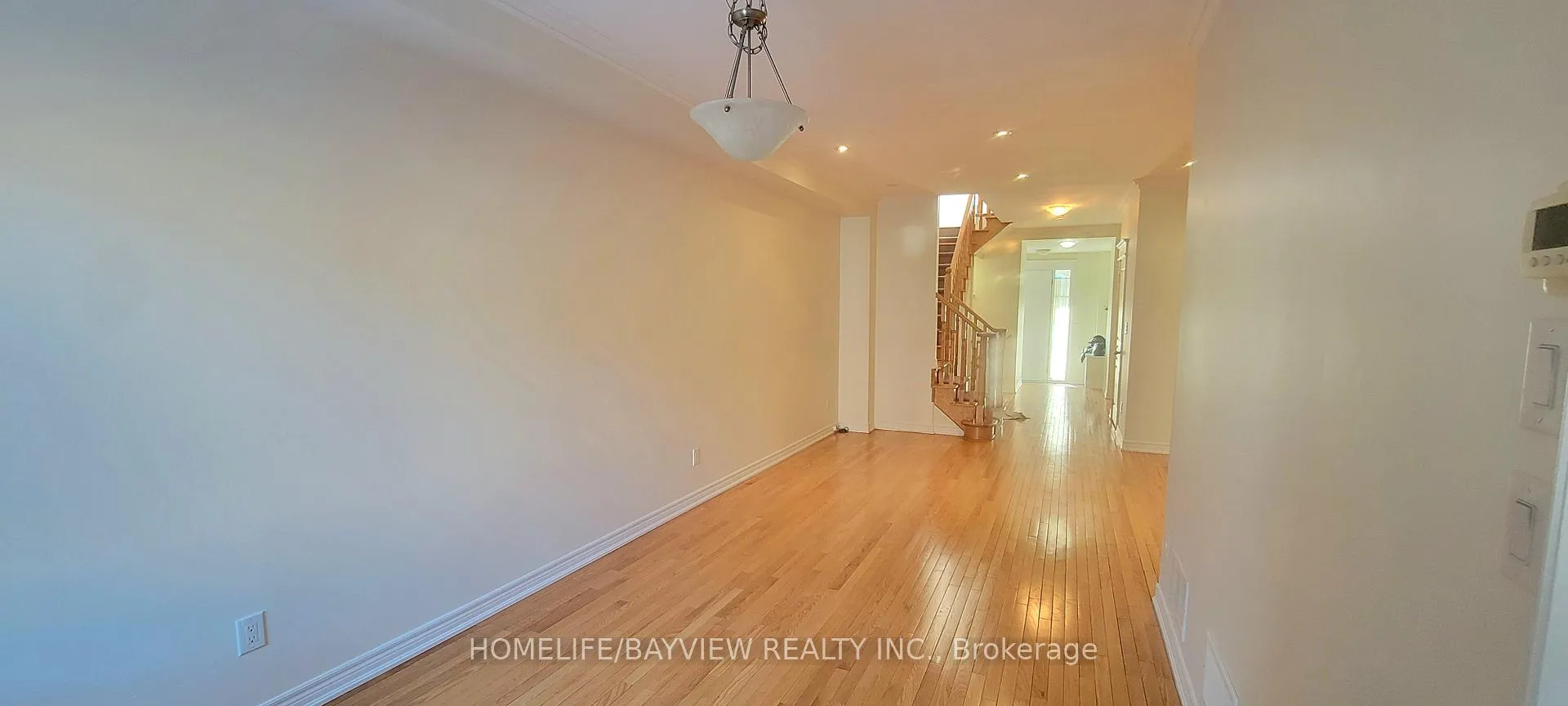 Photo 9 of 17 Mill River Drive, Vaughan, Patterson — HOMEH