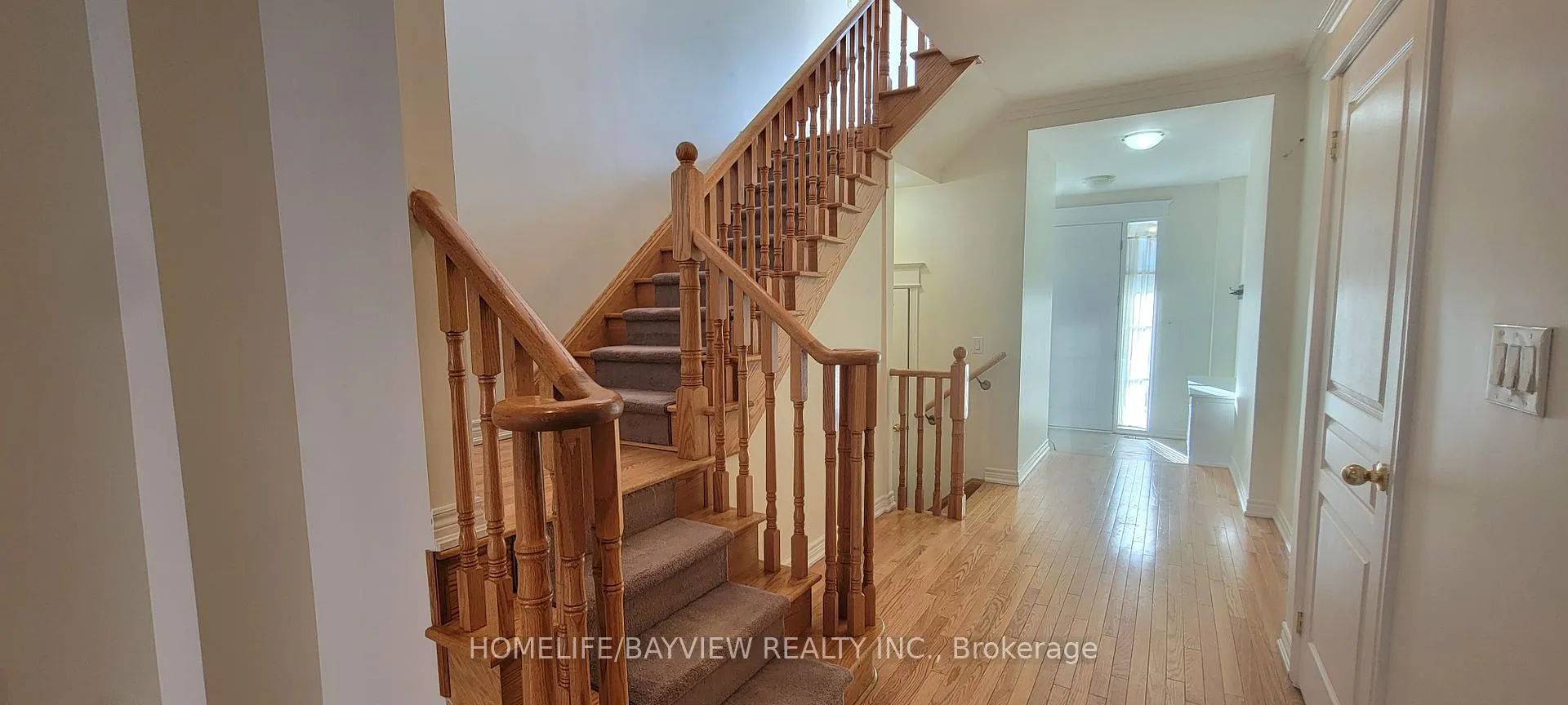 Photo 11 of 17 Mill River Drive, Vaughan, Patterson — HOMEH