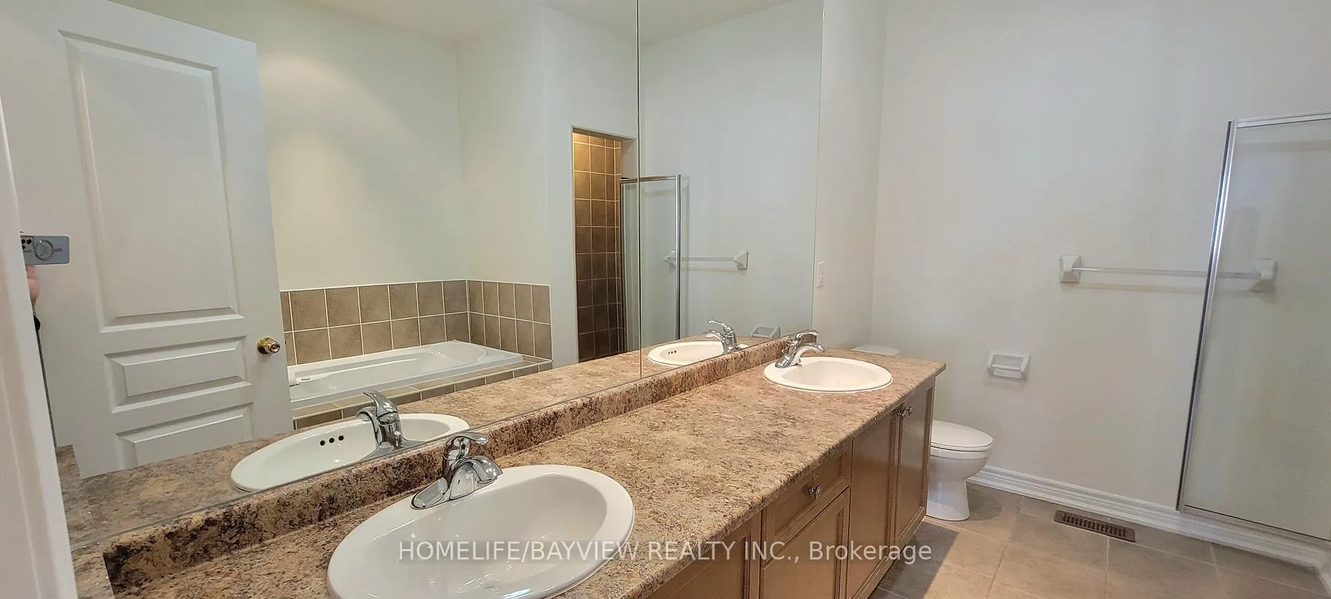 Photo 18 of 17 Mill River Drive, Vaughan, Patterson — HOMEH