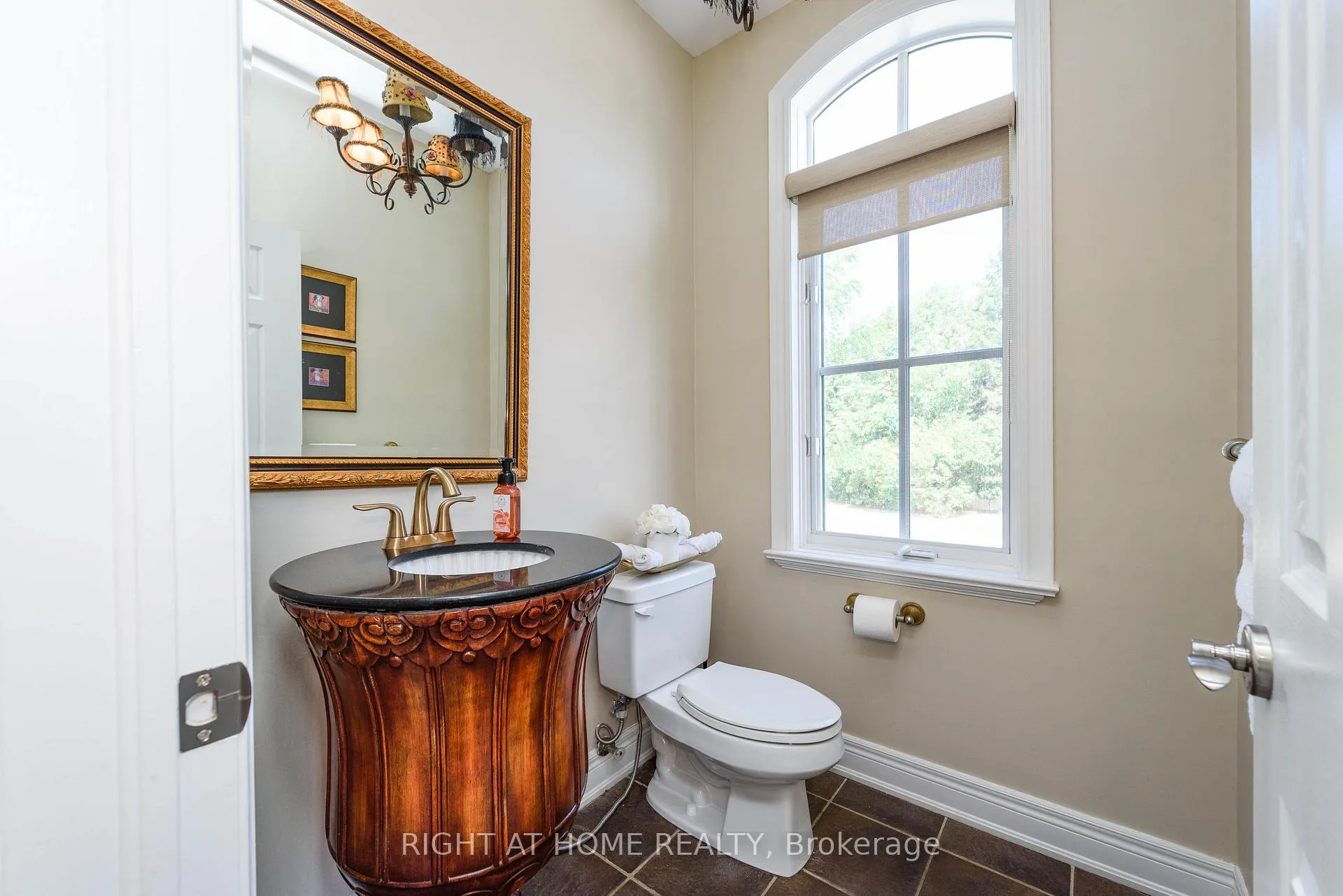 Photo 10 of 2243 Providence Road, Oakville, River Oaks — HOMEH