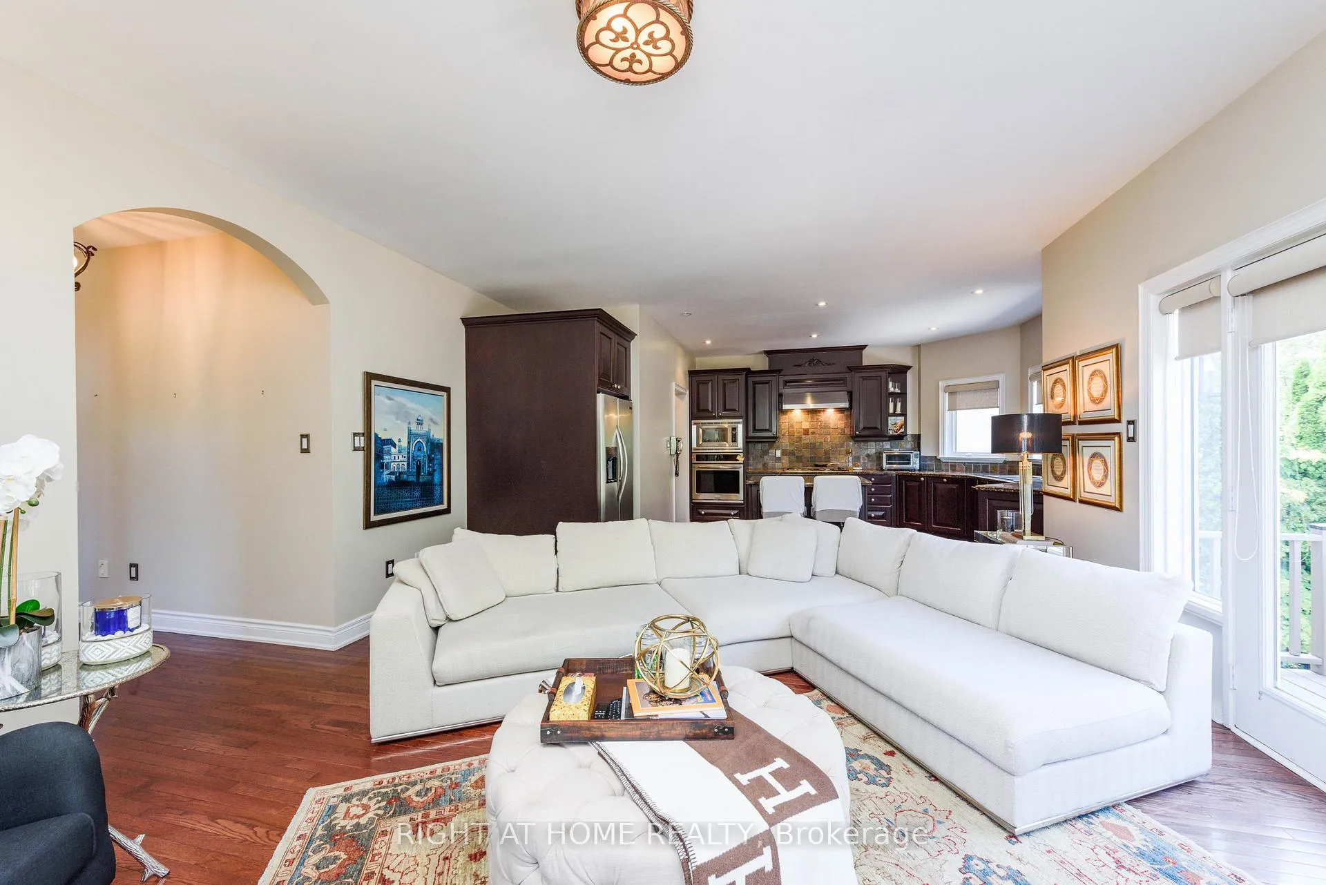 Photo 12 of 2243 Providence Road, Oakville, River Oaks — HOMEH