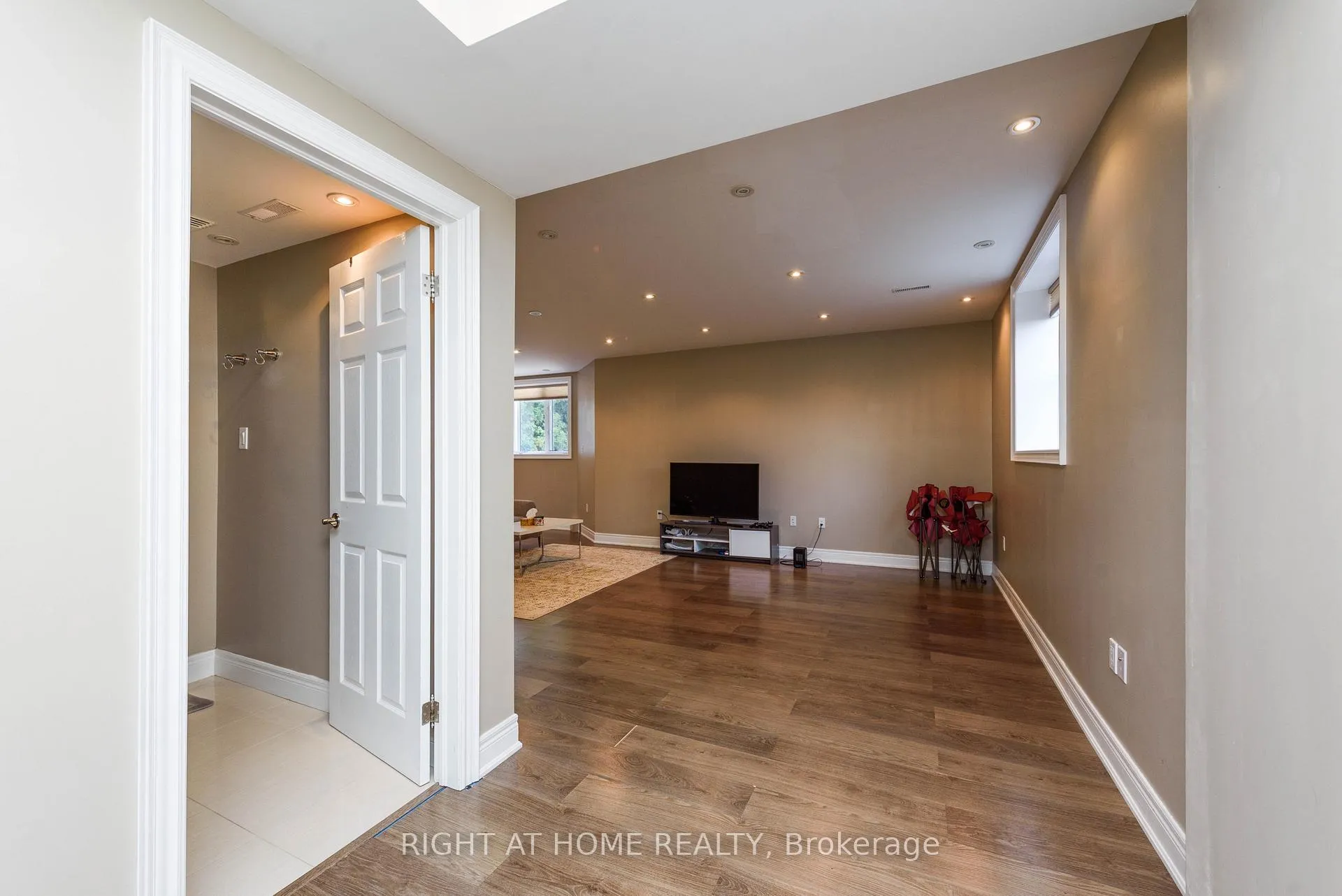 Photo 28 of 2243 Providence Road, Oakville, River Oaks — HOMEH