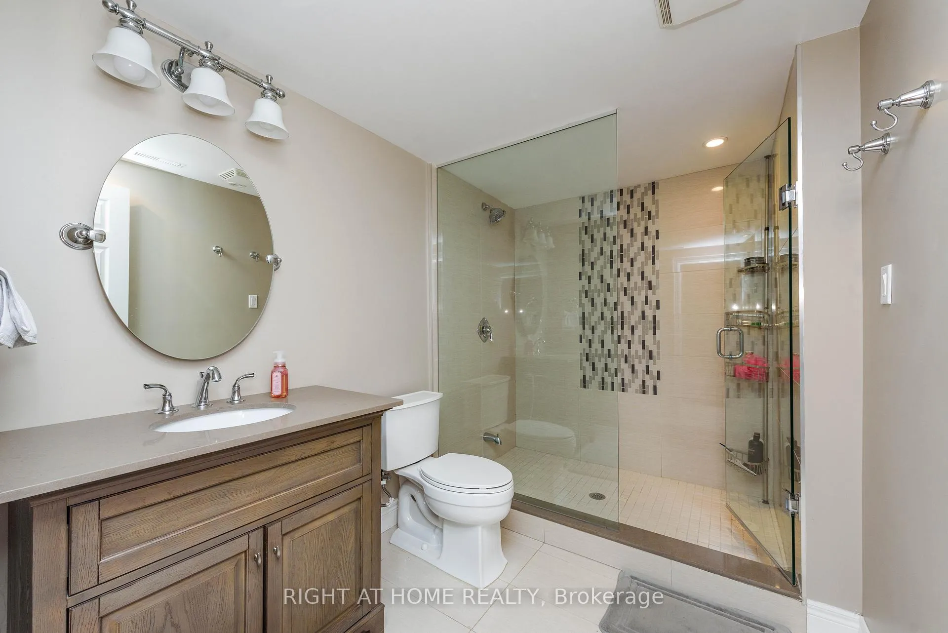 Photo 29 of 2243 Providence Road, Oakville, River Oaks — HOMEH