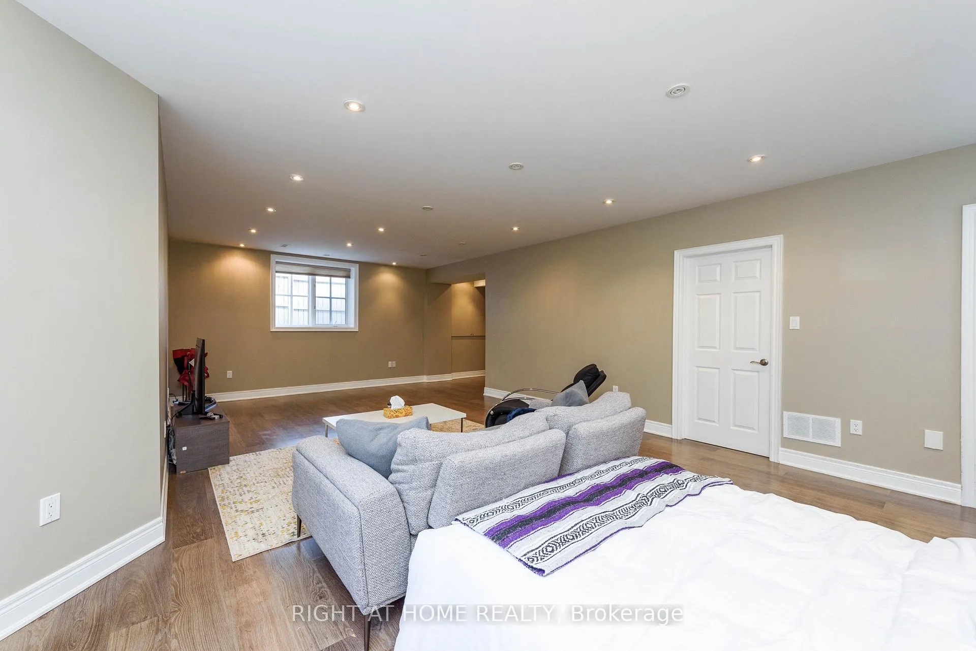Photo 34 of 2243 Providence Road, Oakville, River Oaks — HOMEH