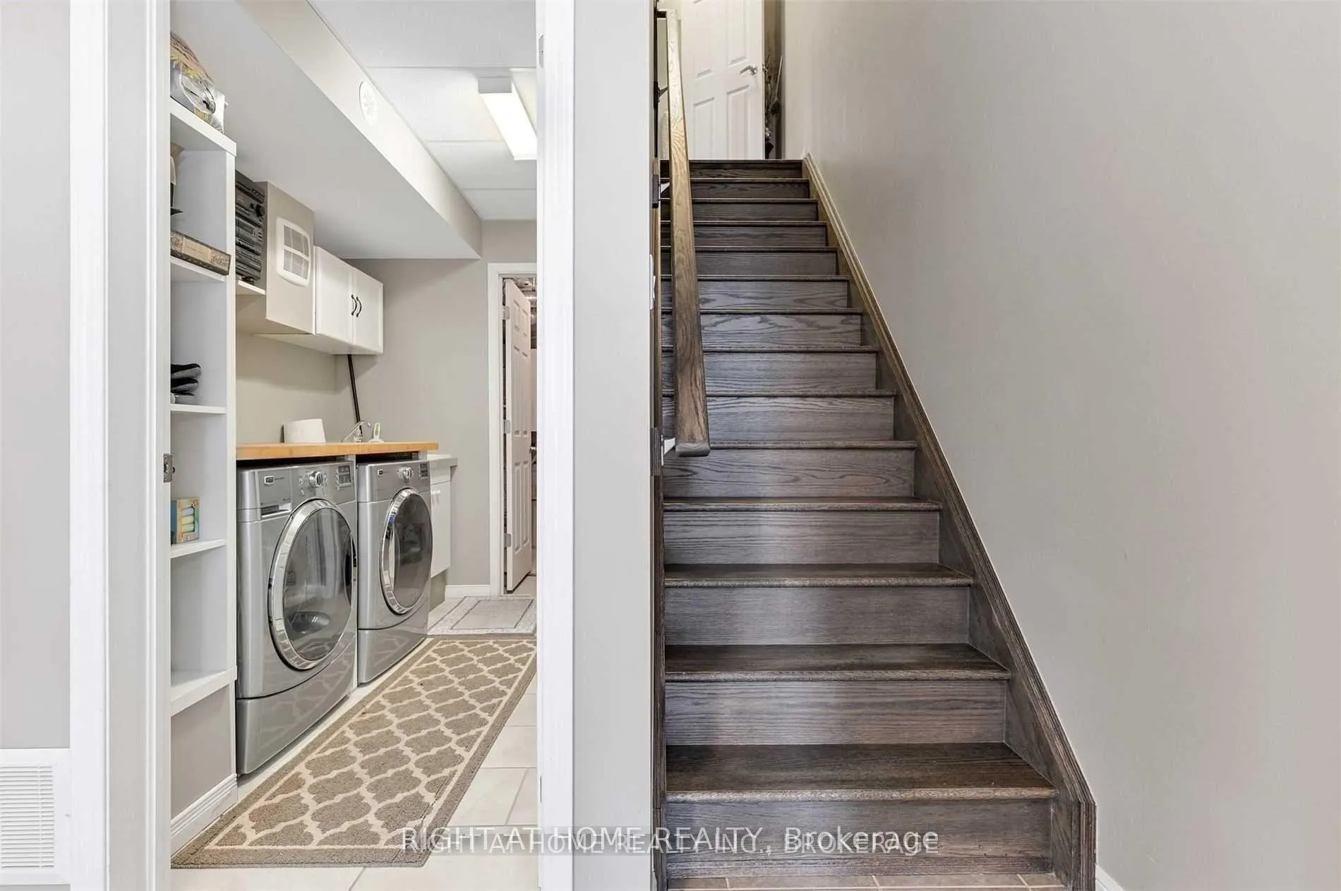 Photo 4 of 939 Nadalin Heights, Milton, Willmott — HOMEH
