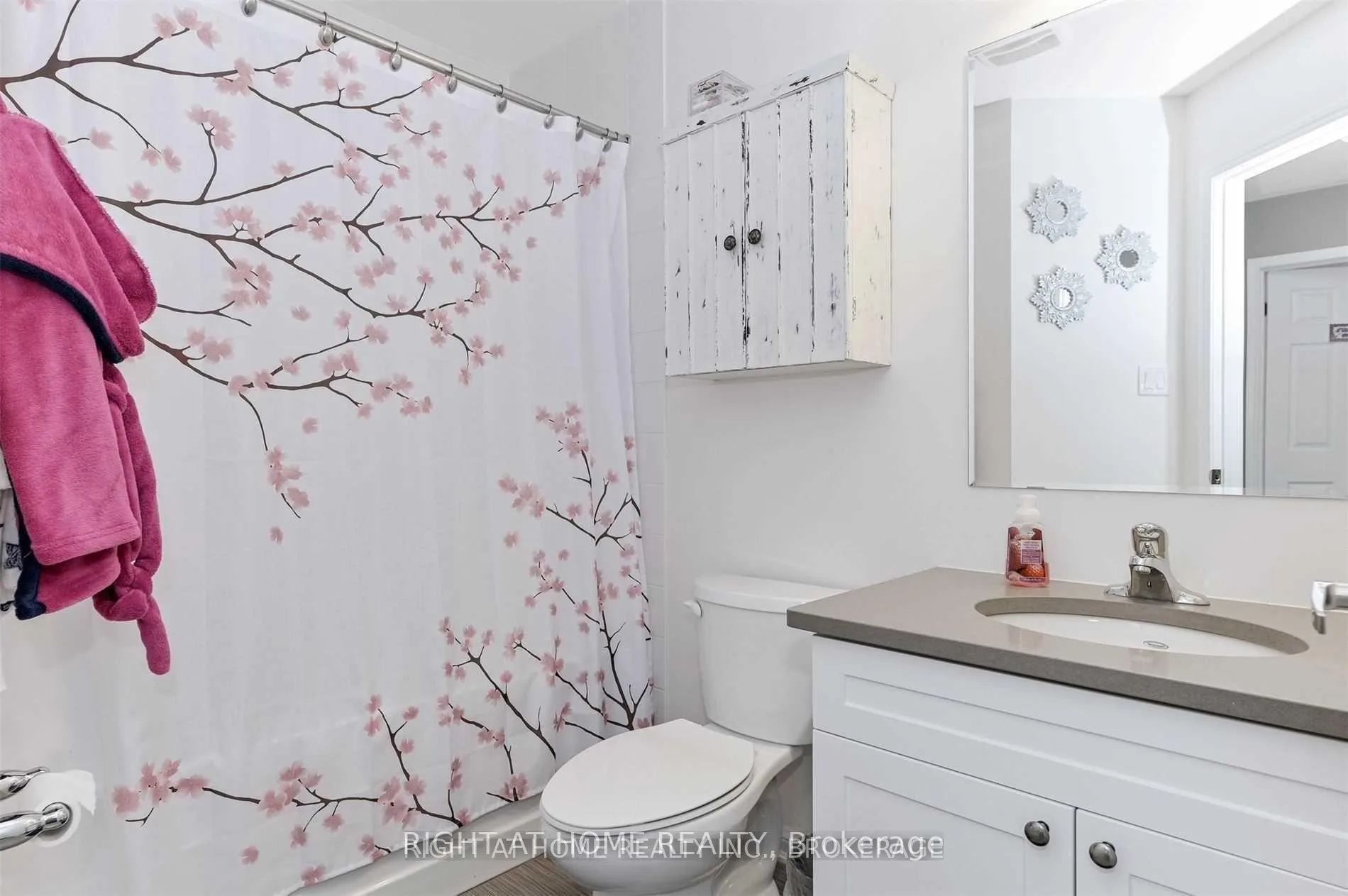 Photo 22 of 939 Nadalin Heights, Milton, Willmott — HOMEH